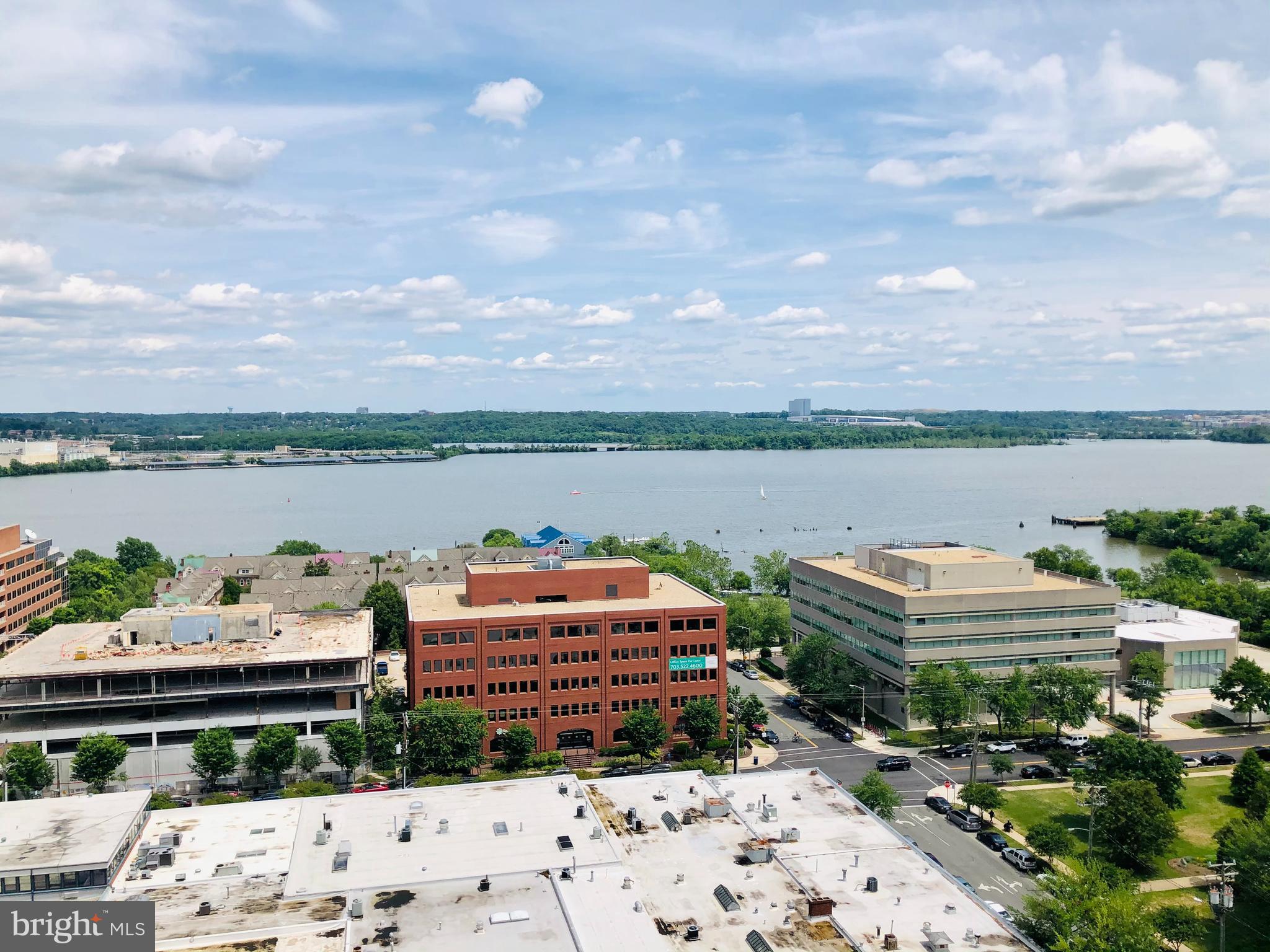 PORT ROYAL CONDOMINIUM - Residential Lease