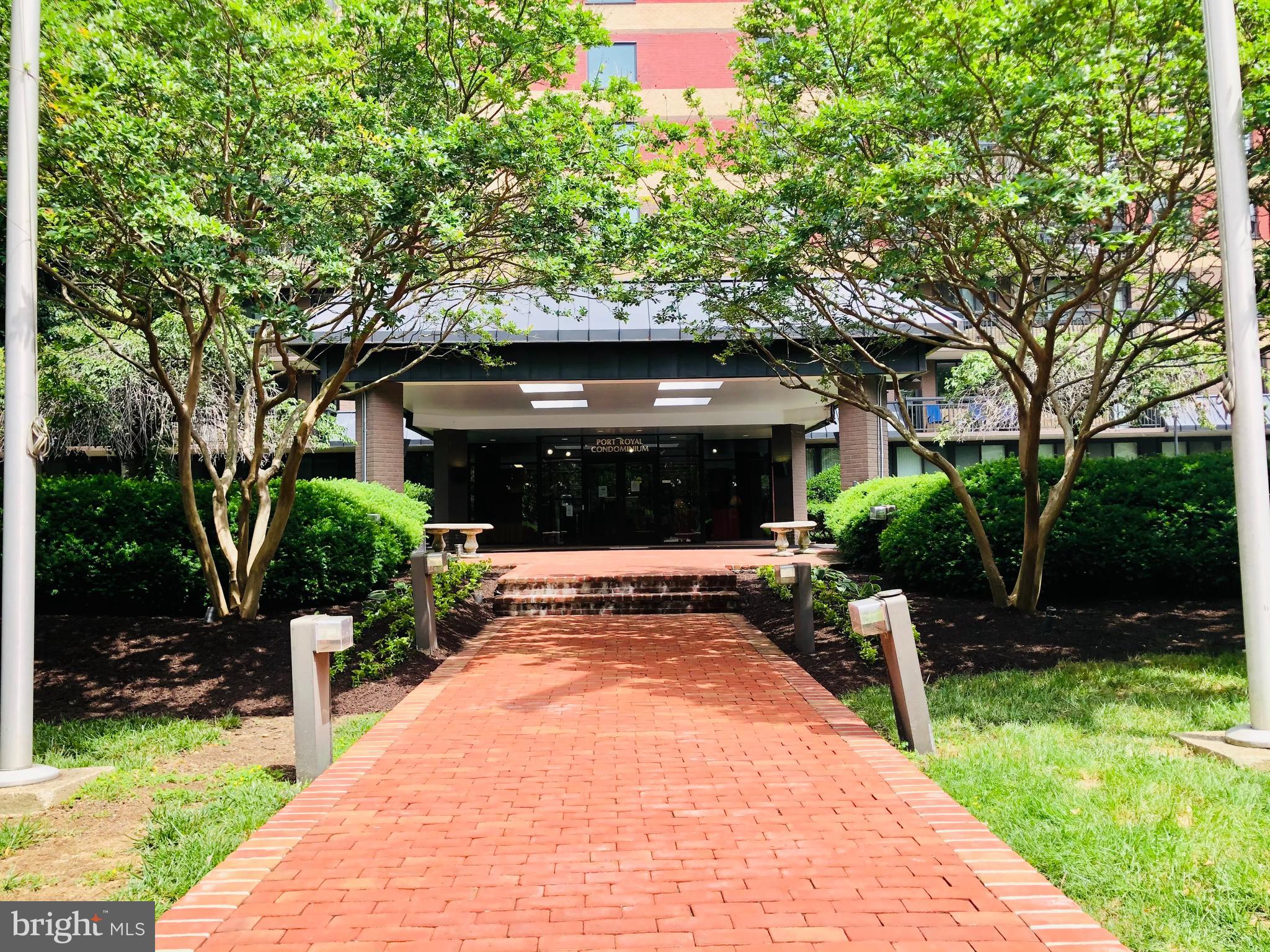 PORT ROYAL CONDOMINIUM - Residential Lease