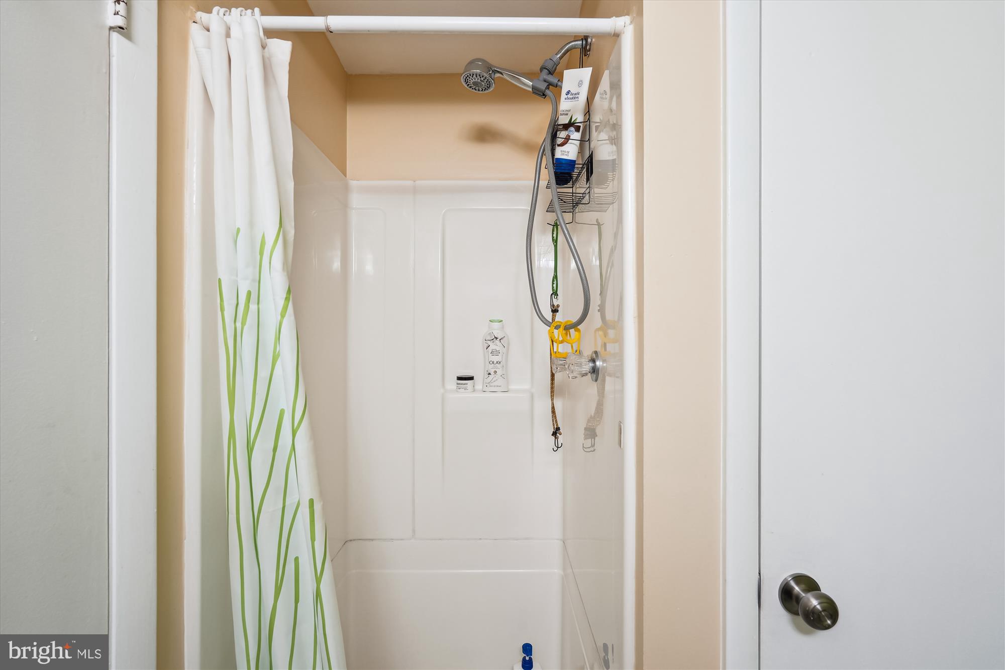 ROCK CREEK MANOR - Residential