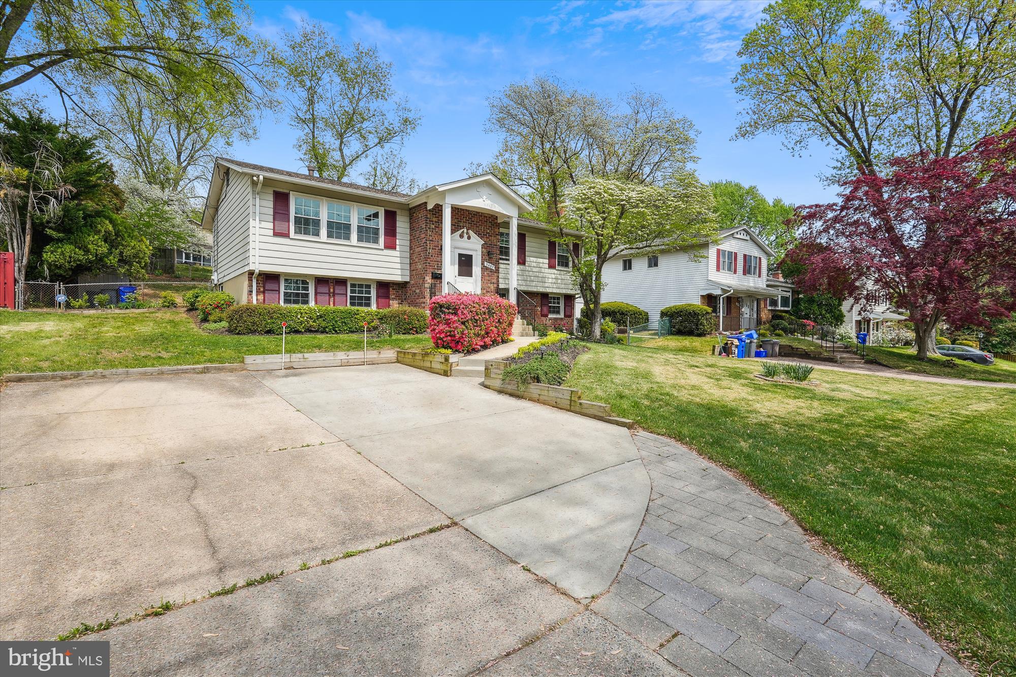 ROCK CREEK MANOR - Residential