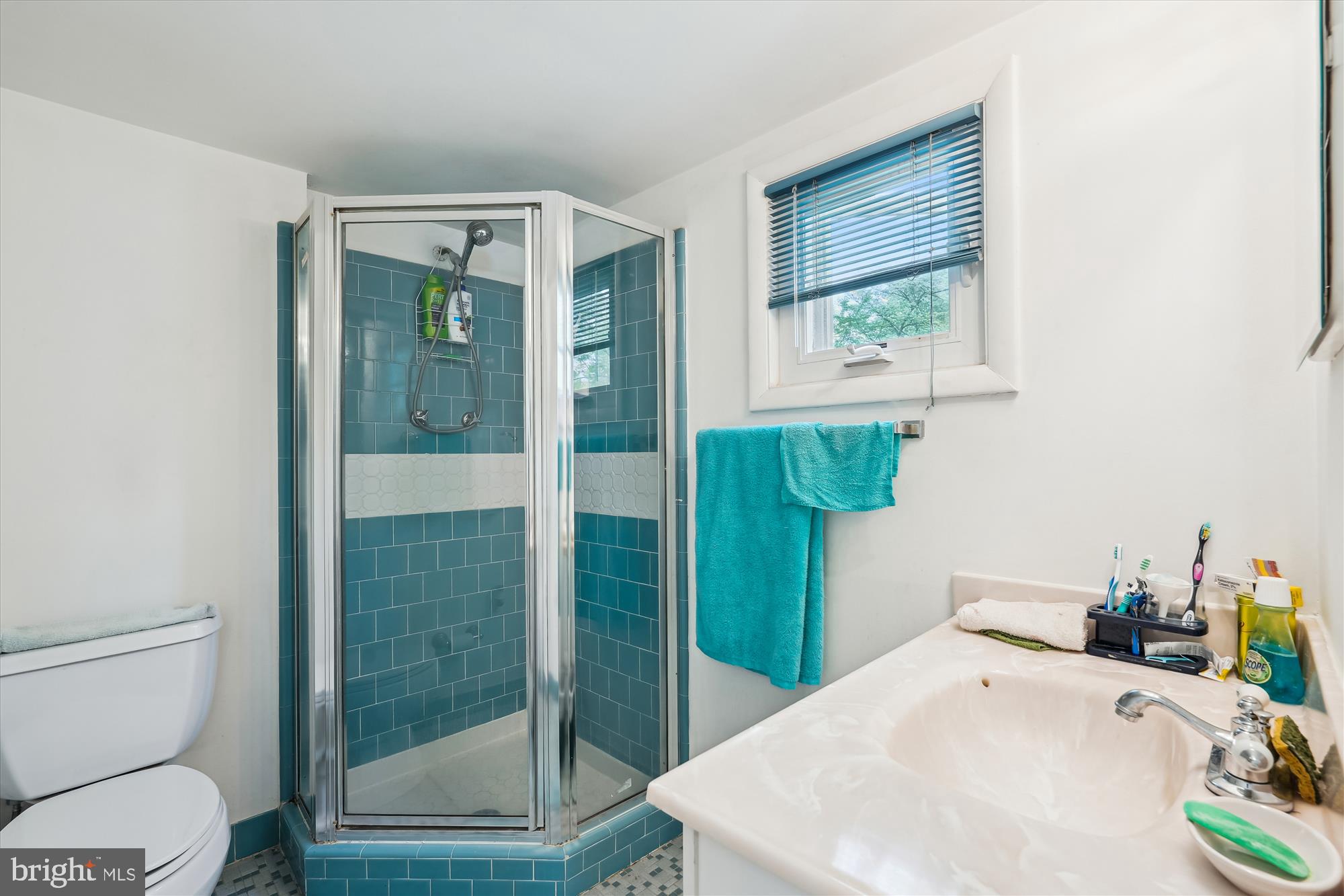 ROCK CREEK MANOR - Residential