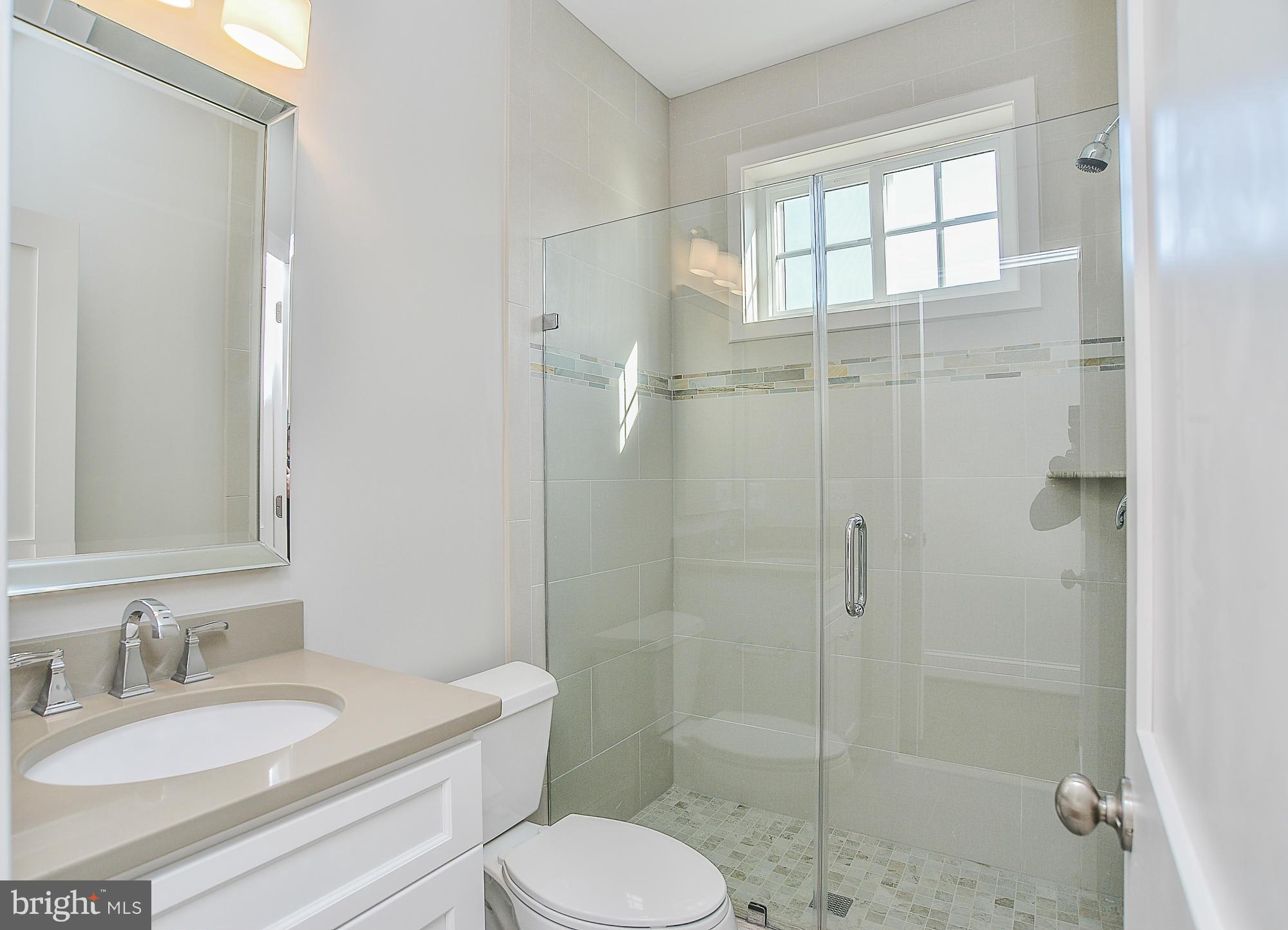 VIENNA WOODS - Residential