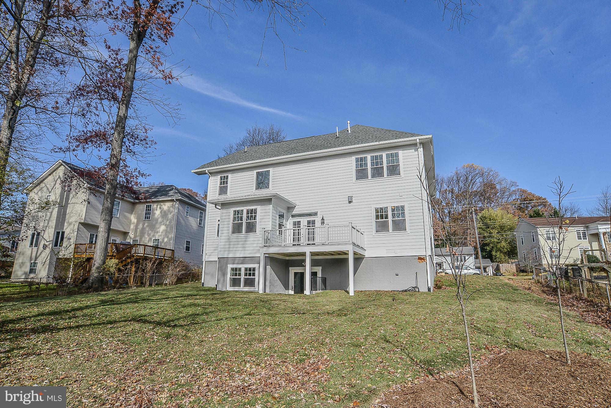 VIENNA WOODS - Residential