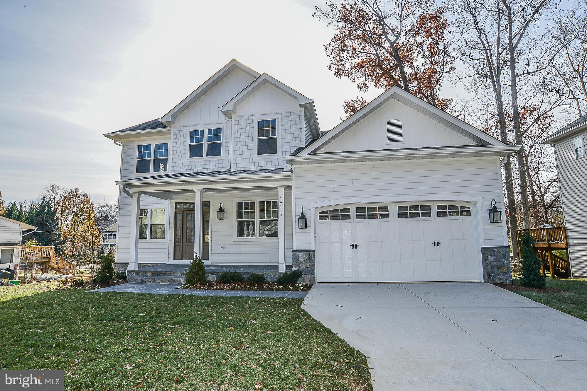 VIENNA WOODS - Residential