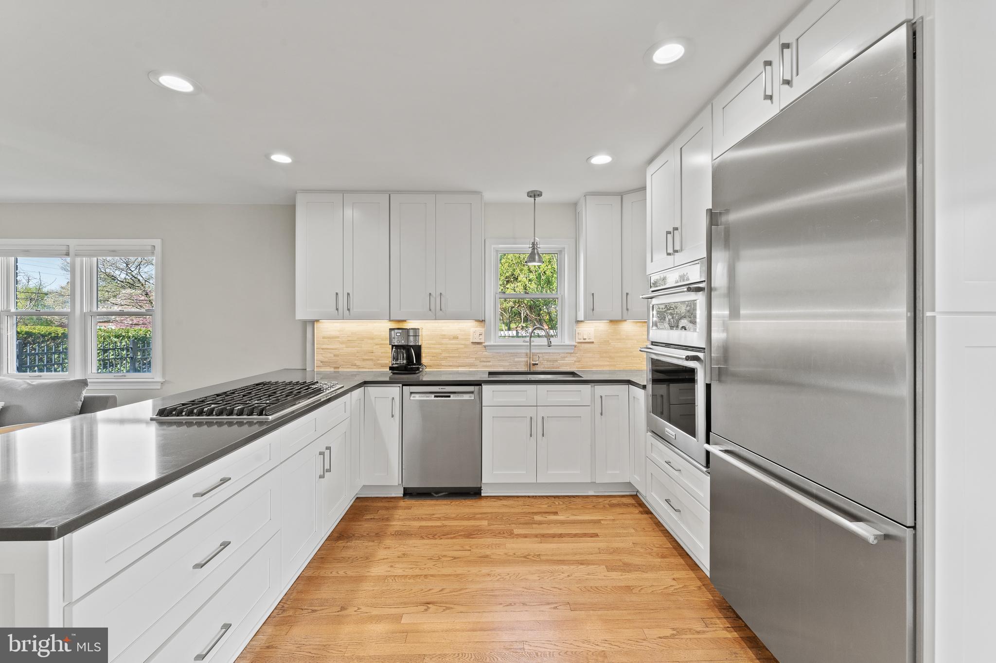 SPRINGBROOK - Residential