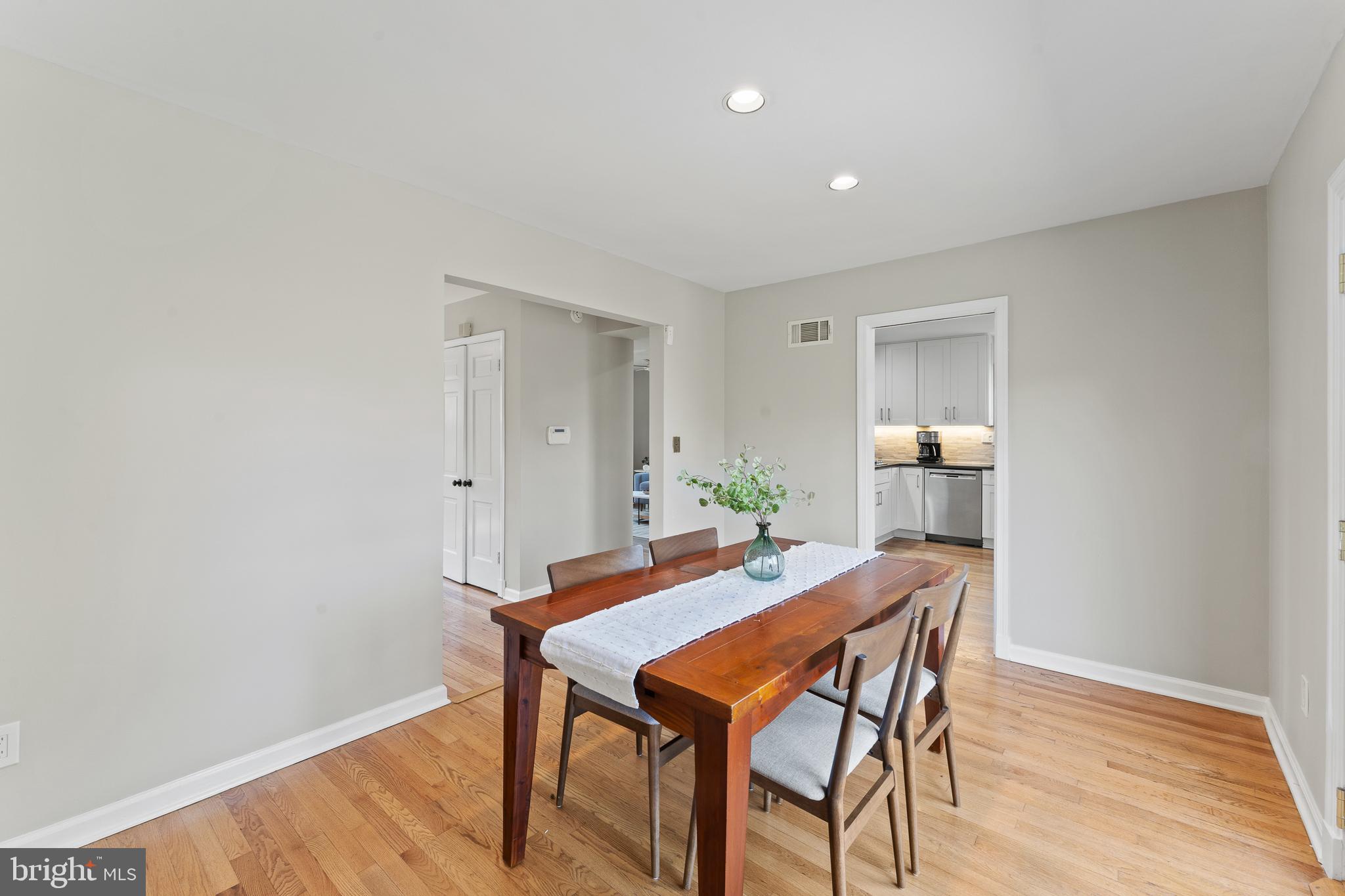 SPRINGBROOK - Residential