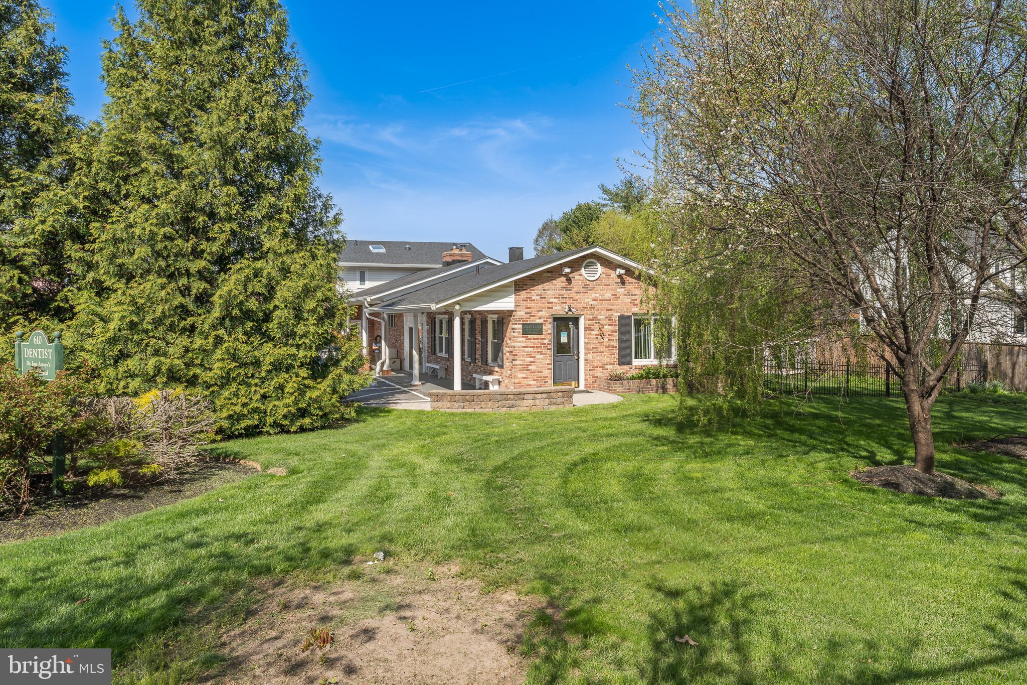 SPRINGBROOK - Residential