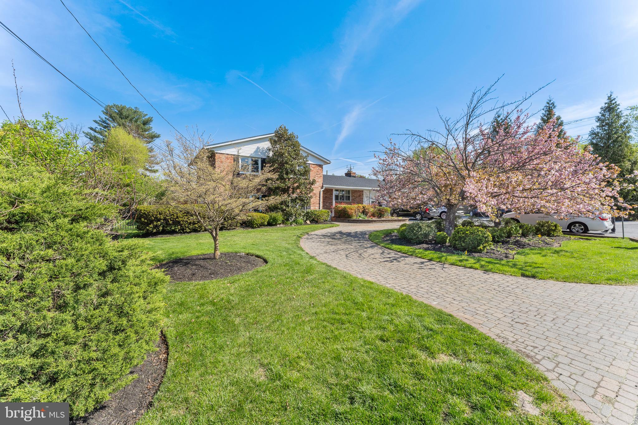 SPRINGBROOK - Residential