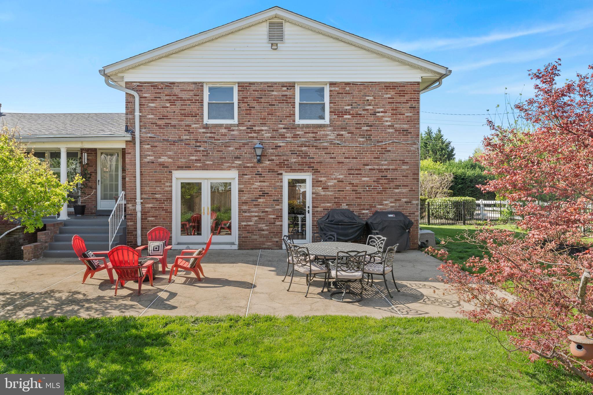 SPRINGBROOK - Residential