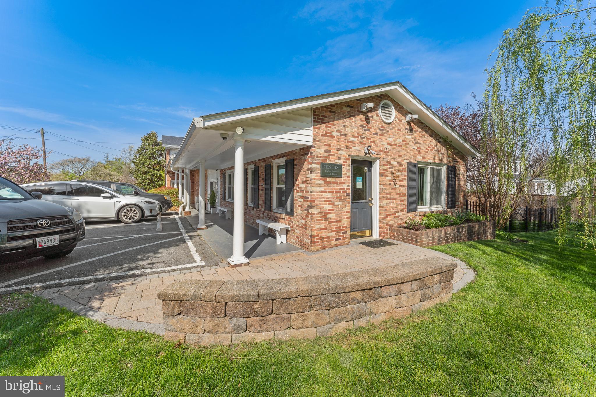 SPRINGBROOK - Residential