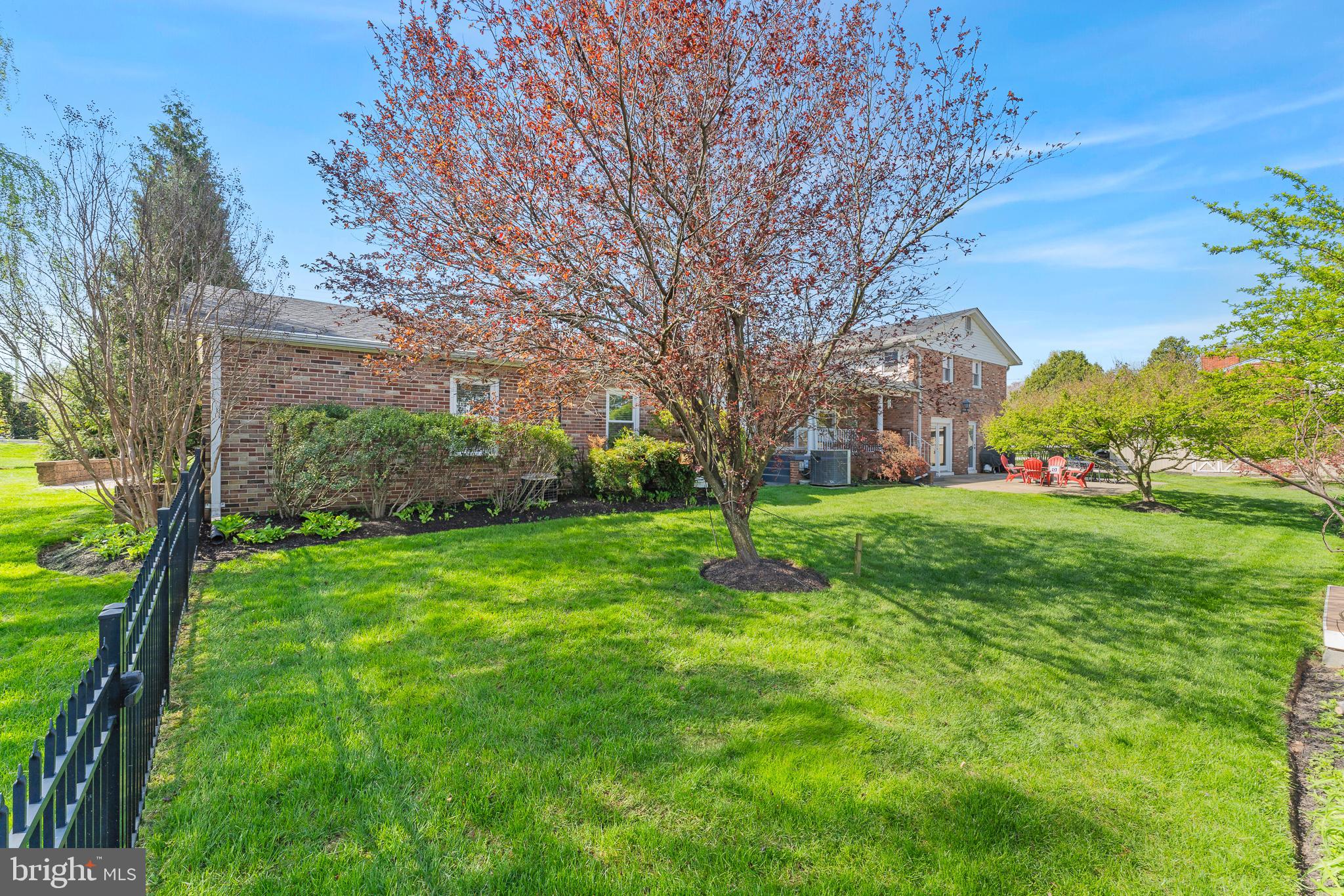 SPRINGBROOK - Residential