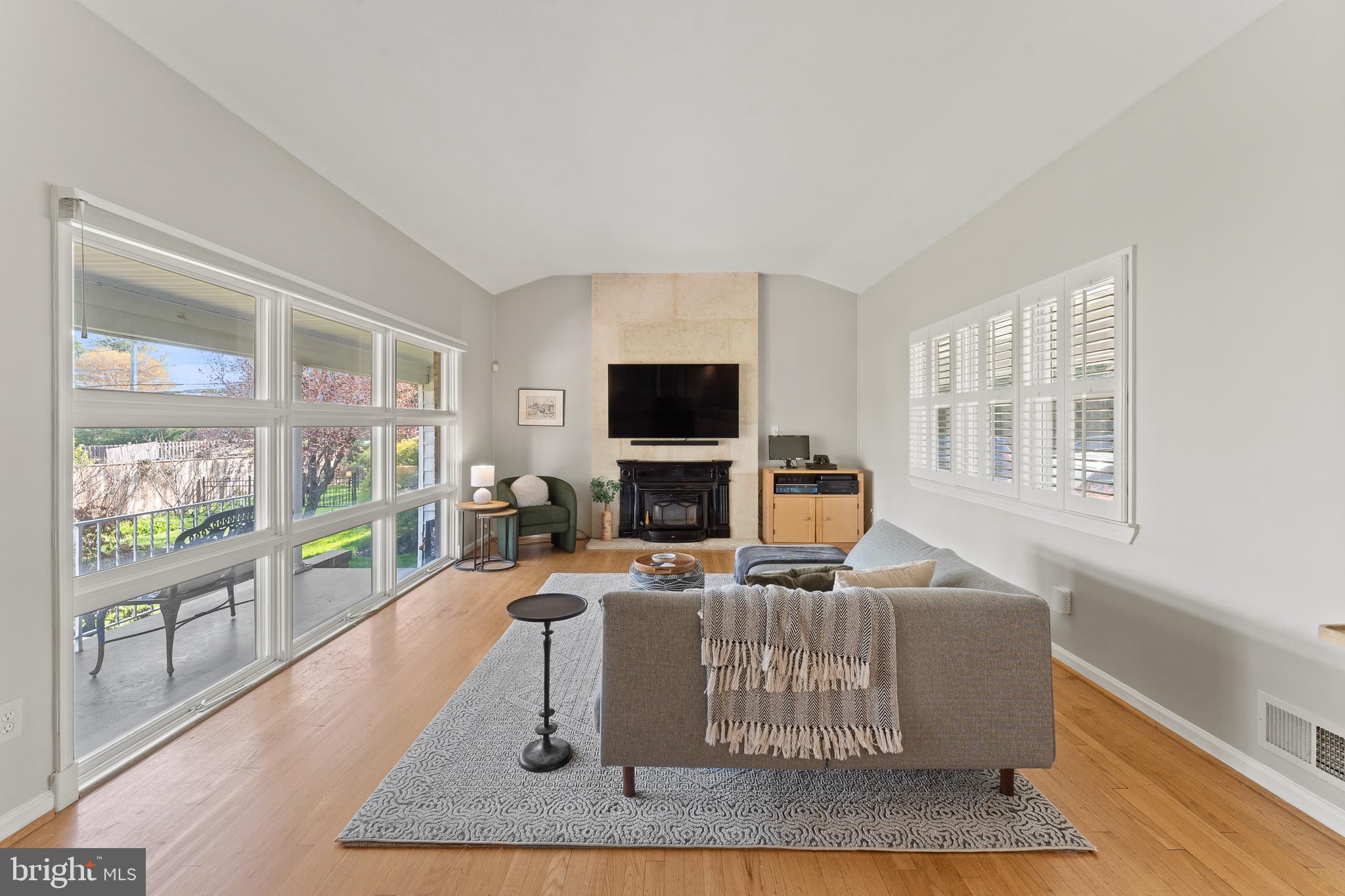 SPRINGBROOK - Residential