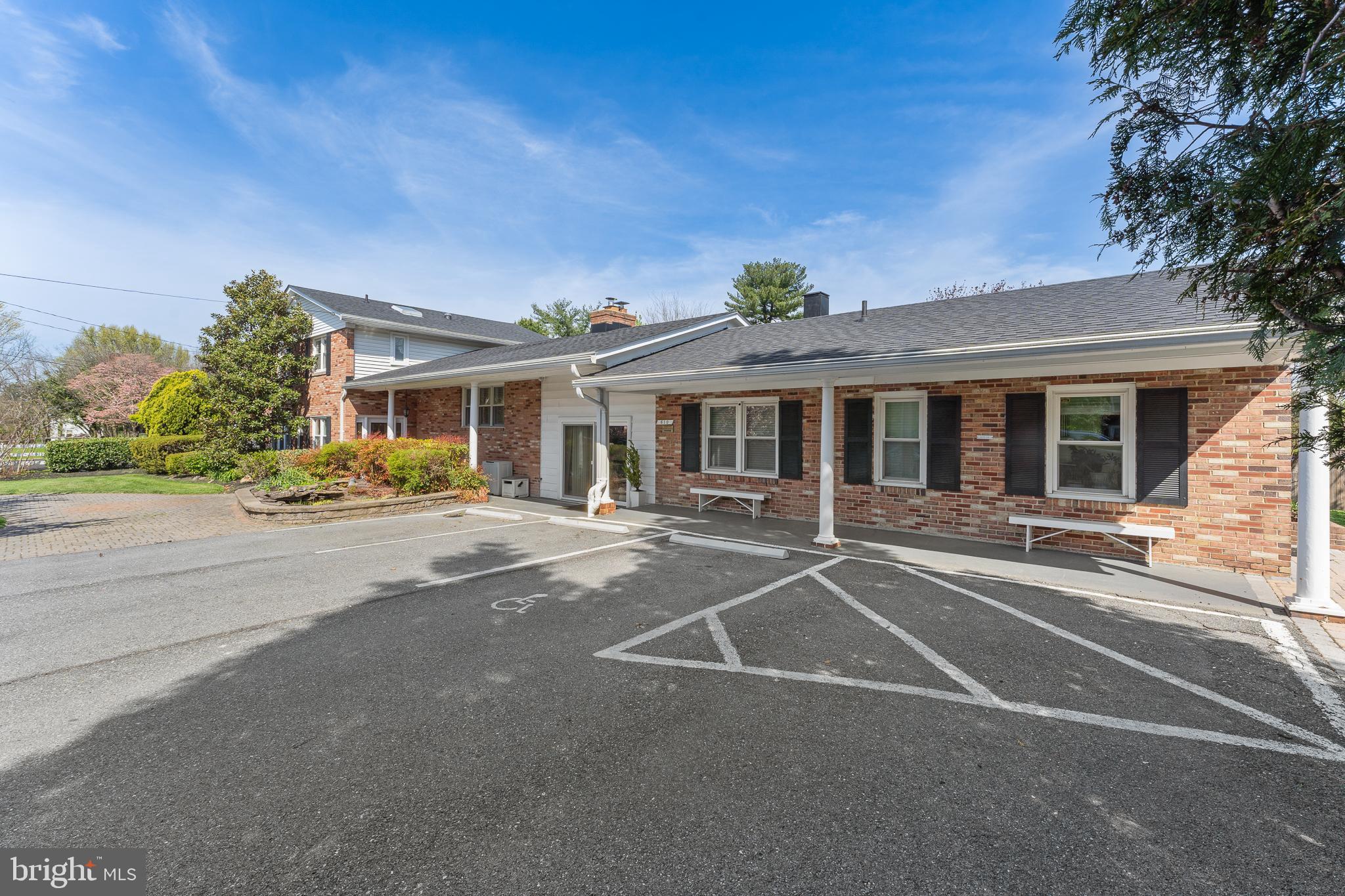 SPRINGBROOK - Residential