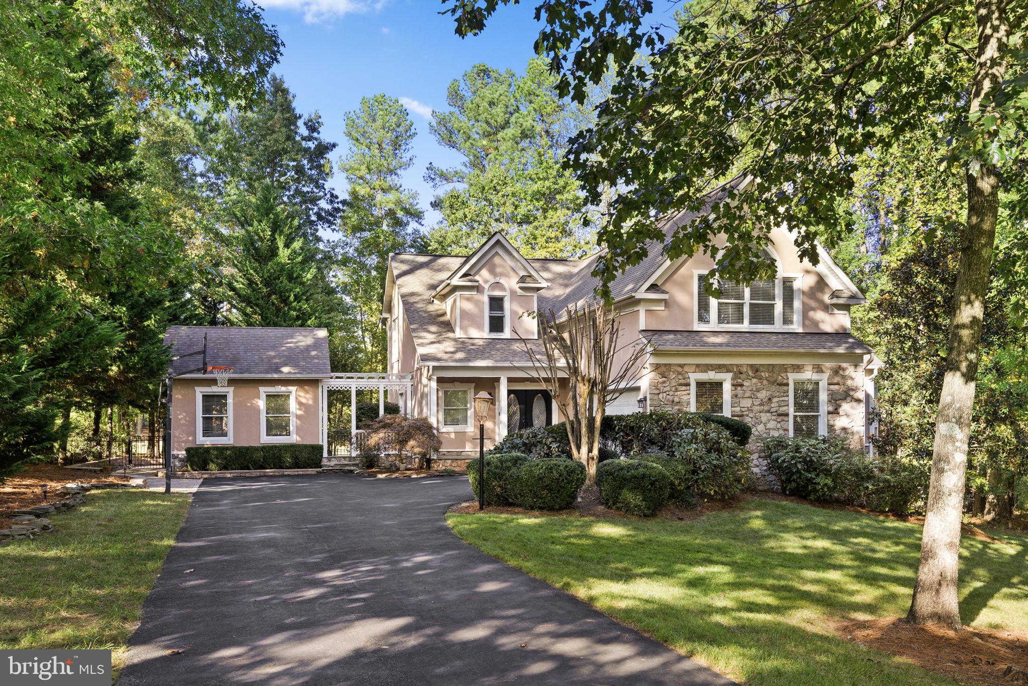 FAWN LAKE - Residential