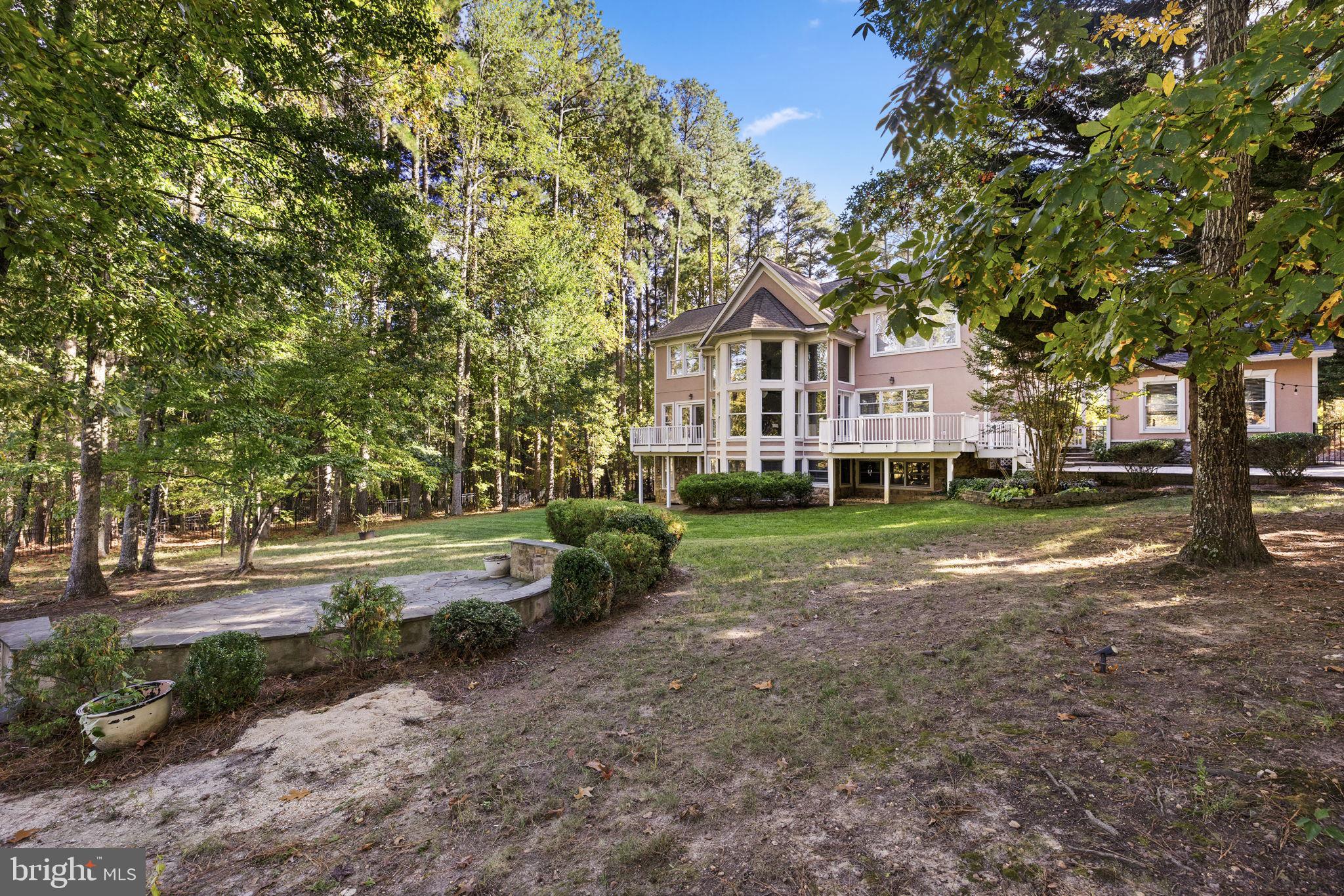 FAWN LAKE - Residential