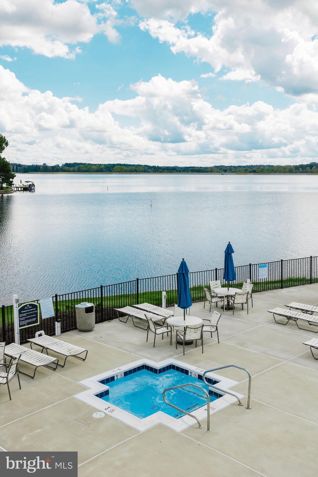 FAWN LAKE - Residential