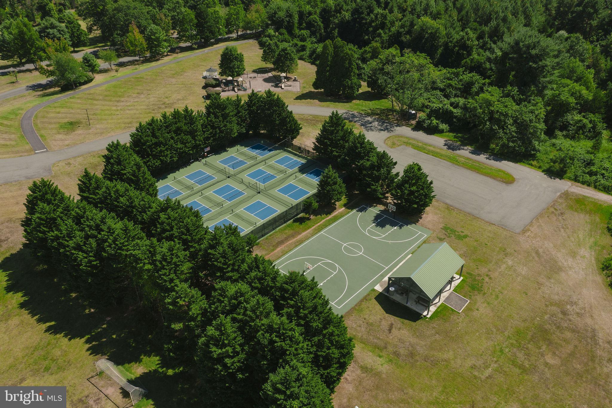 FAWN LAKE - Residential