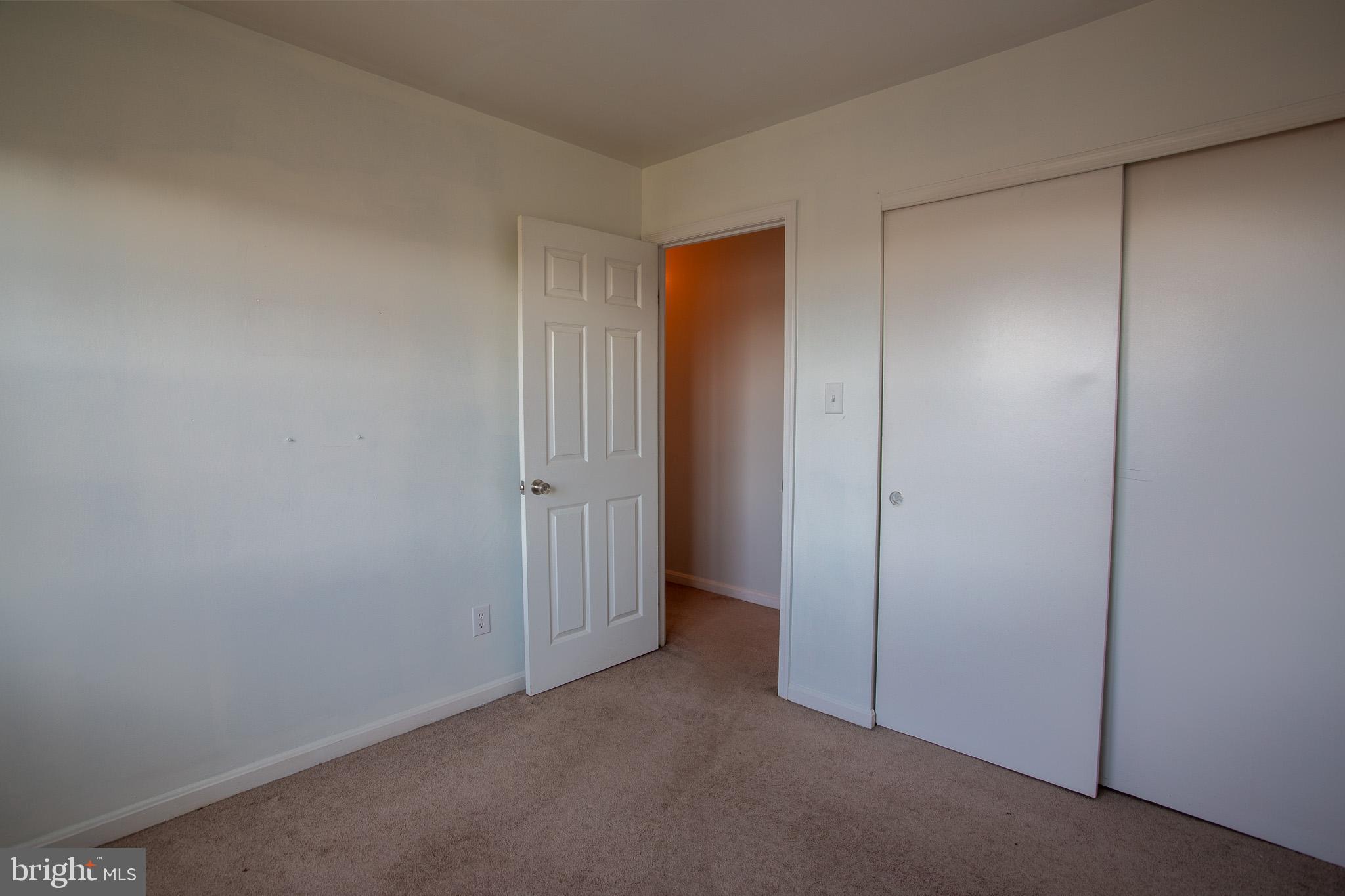 STAFFORD OAKS - Residential