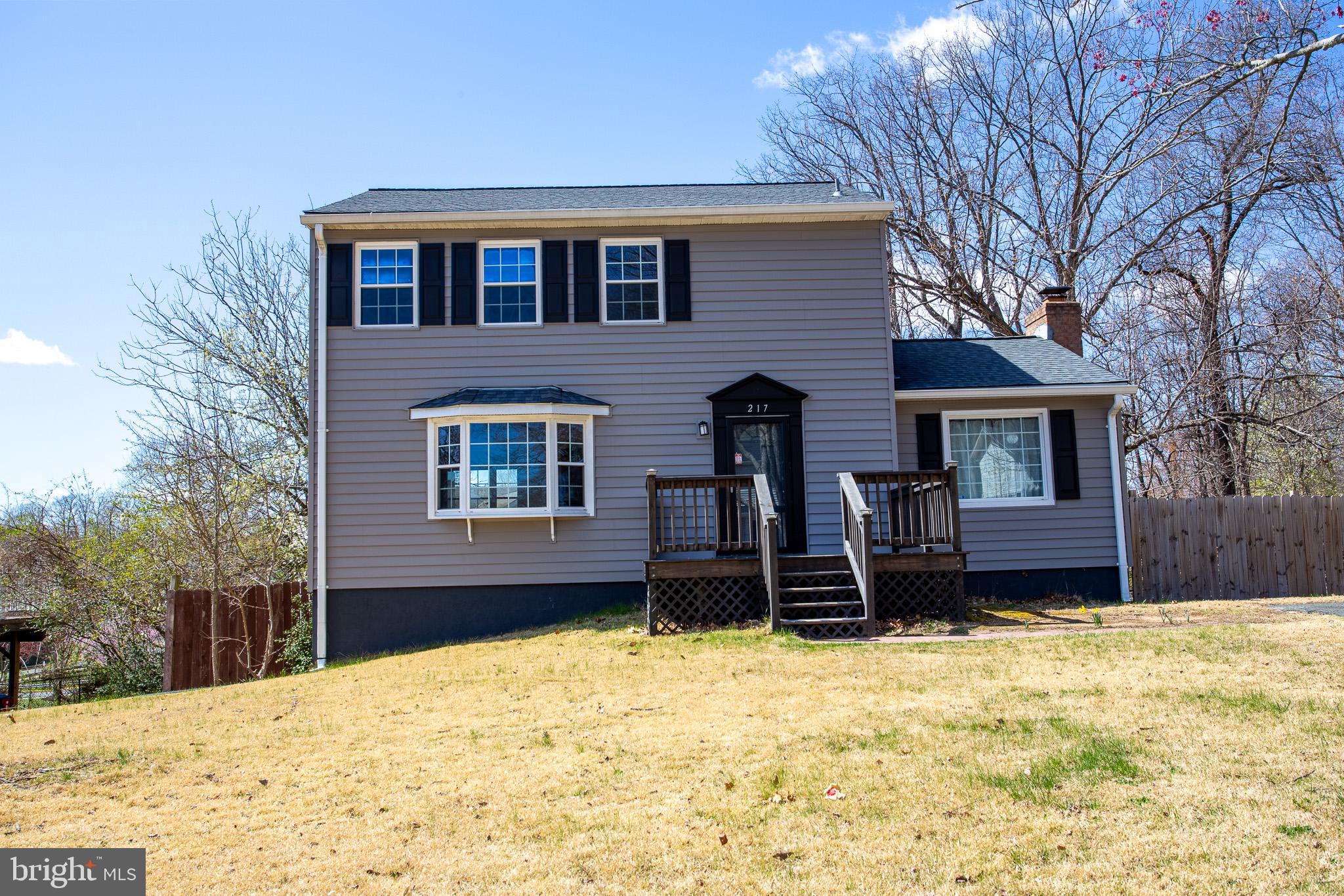 STAFFORD OAKS - Residential