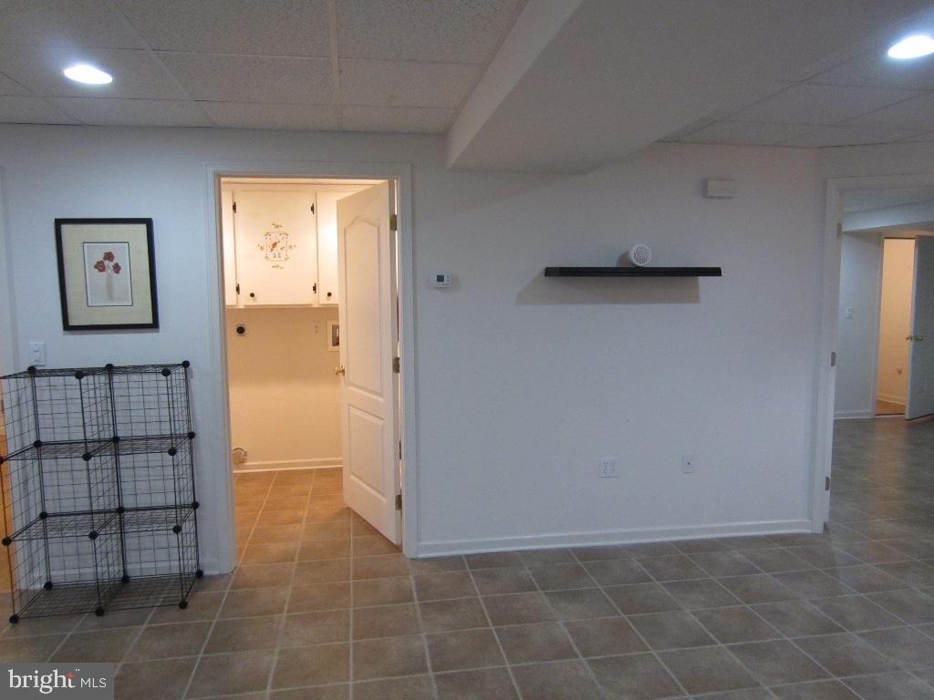 CEDAR HOLLOW - Residential