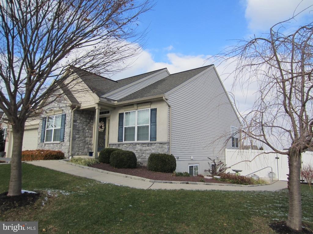 CEDAR HOLLOW - Residential