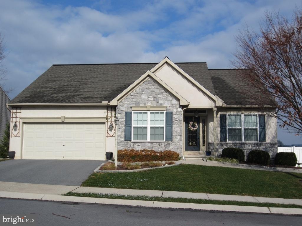 CEDAR HOLLOW - Residential