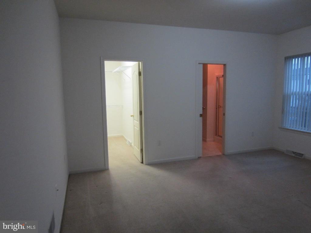 CEDAR HOLLOW - Residential