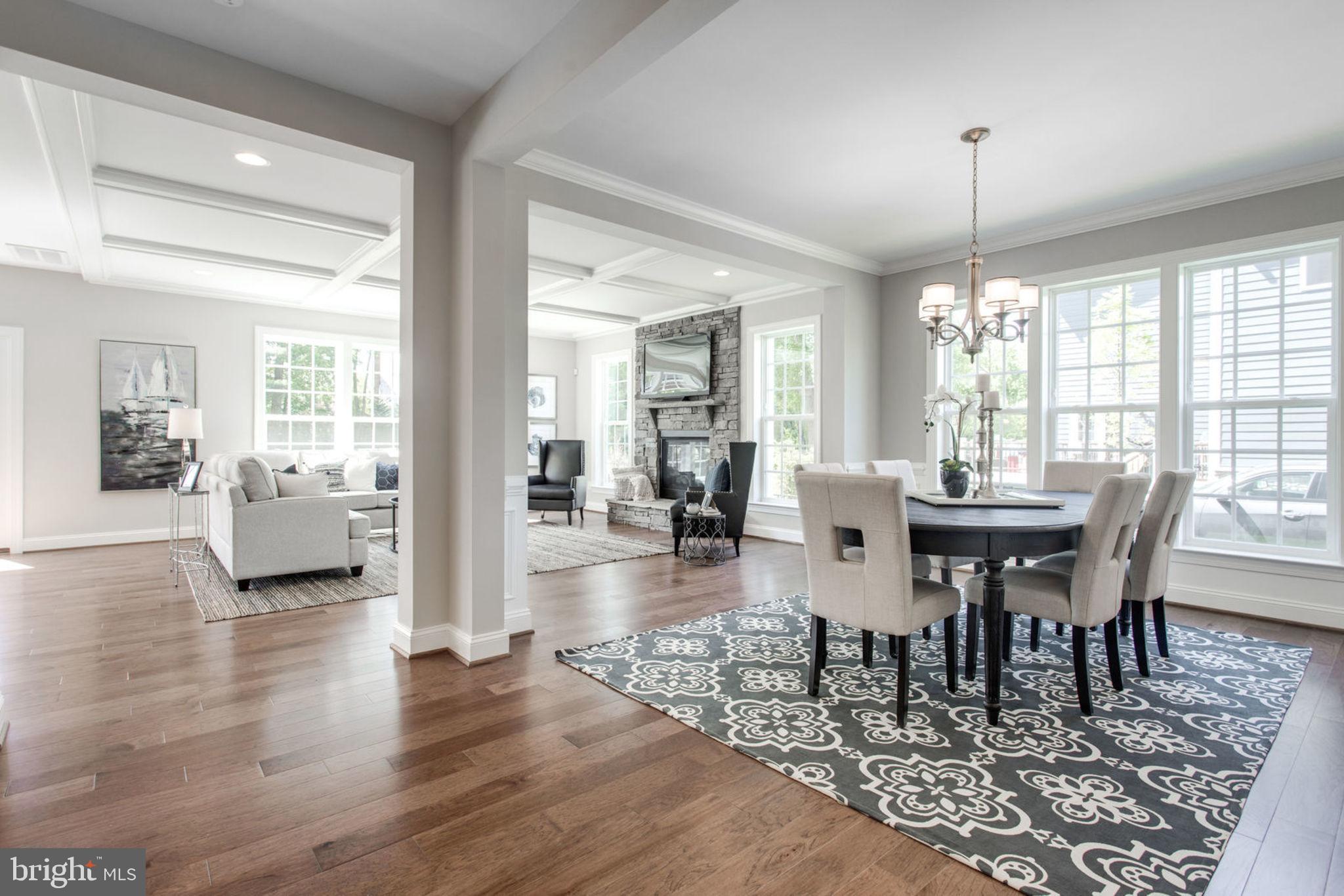 VIENNA WOODS - Residential