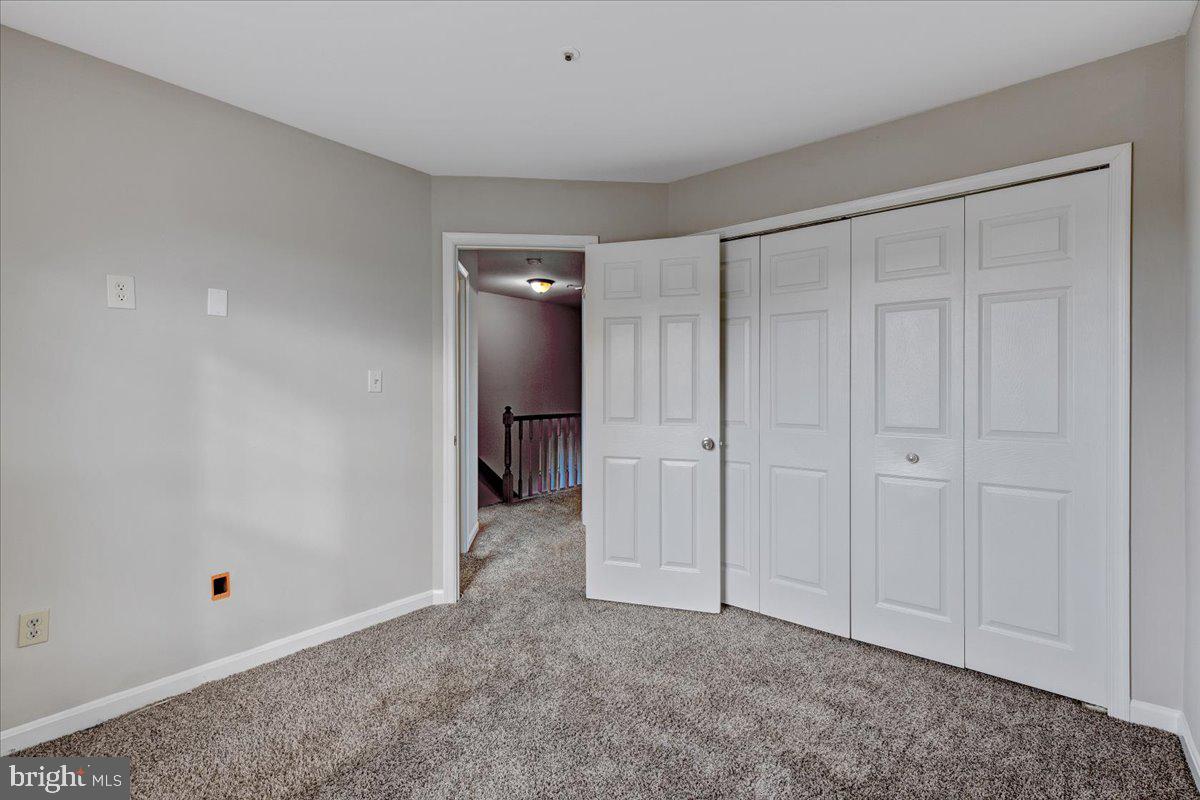 REGENCY MEADOWS - Residential