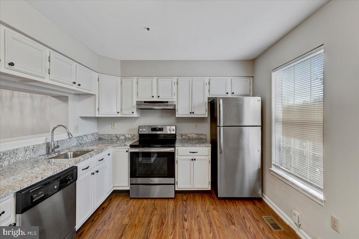 REGENCY MEADOWS - Residential