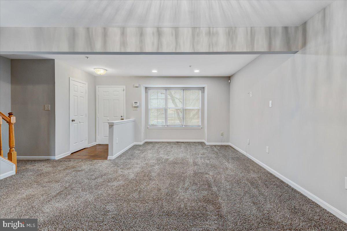 REGENCY MEADOWS - Residential