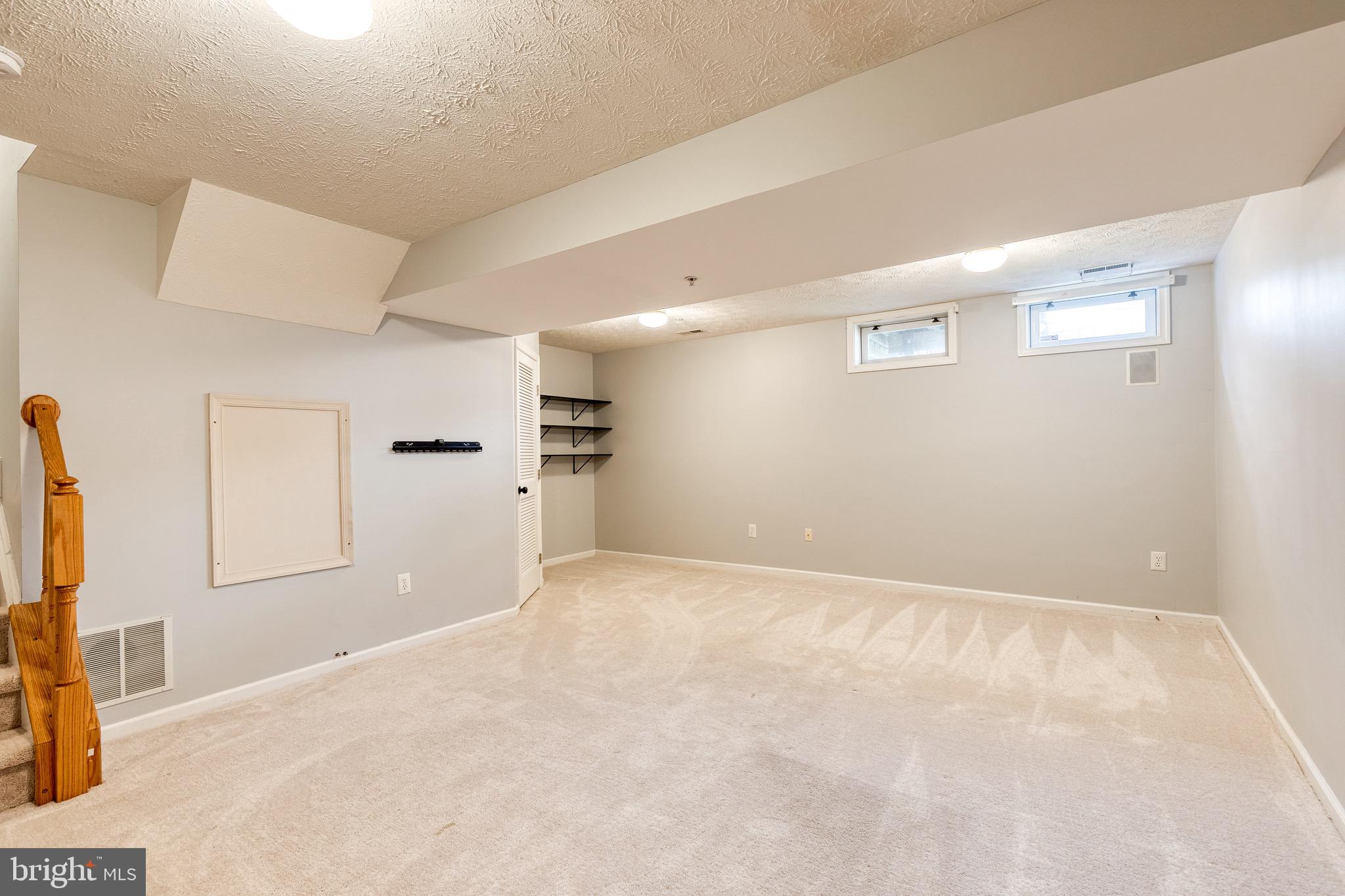 OWINGS MILLS NEWTOWN - Residential Lease