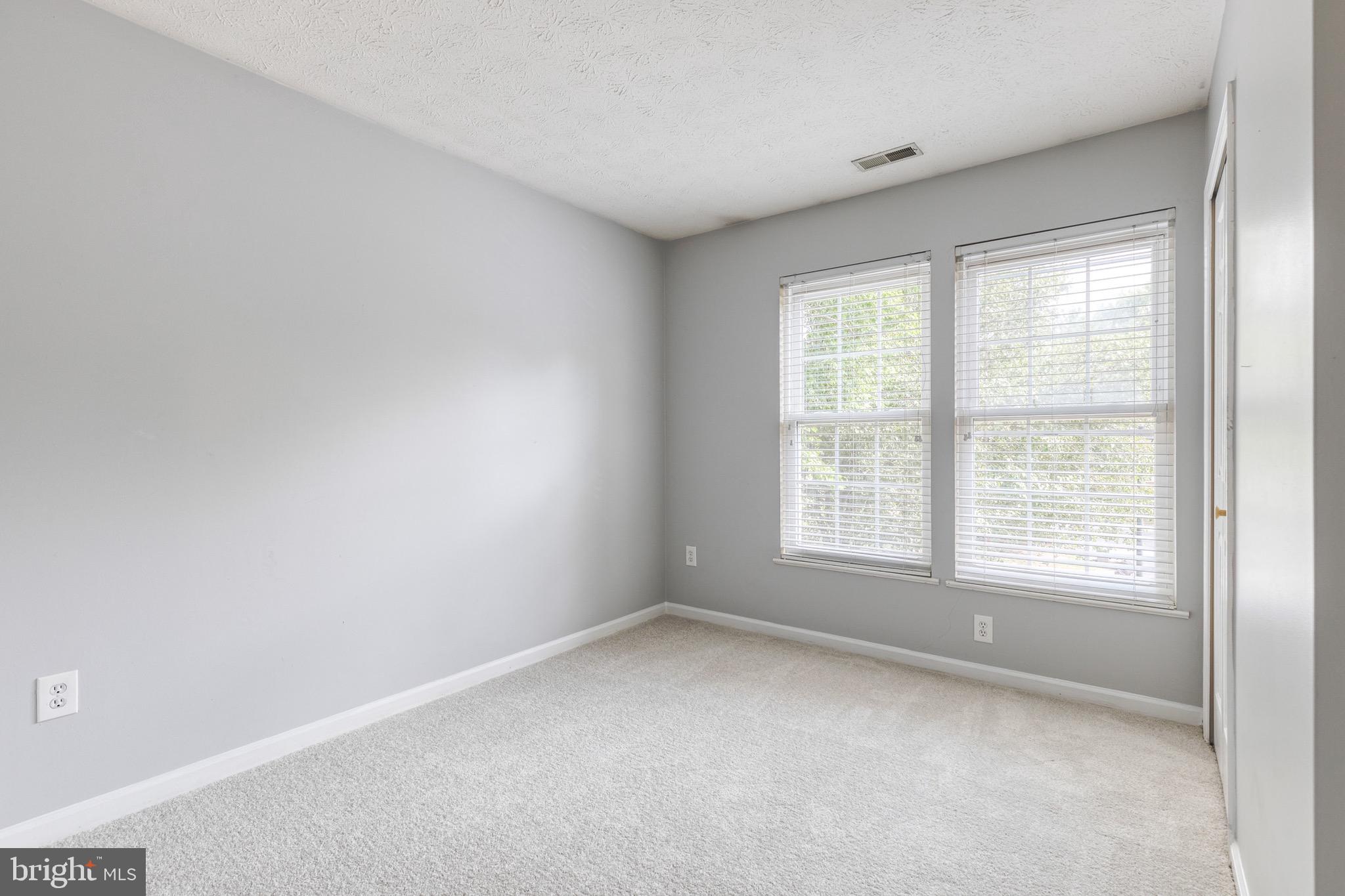 OWINGS MILLS NEWTOWN - Residential Lease