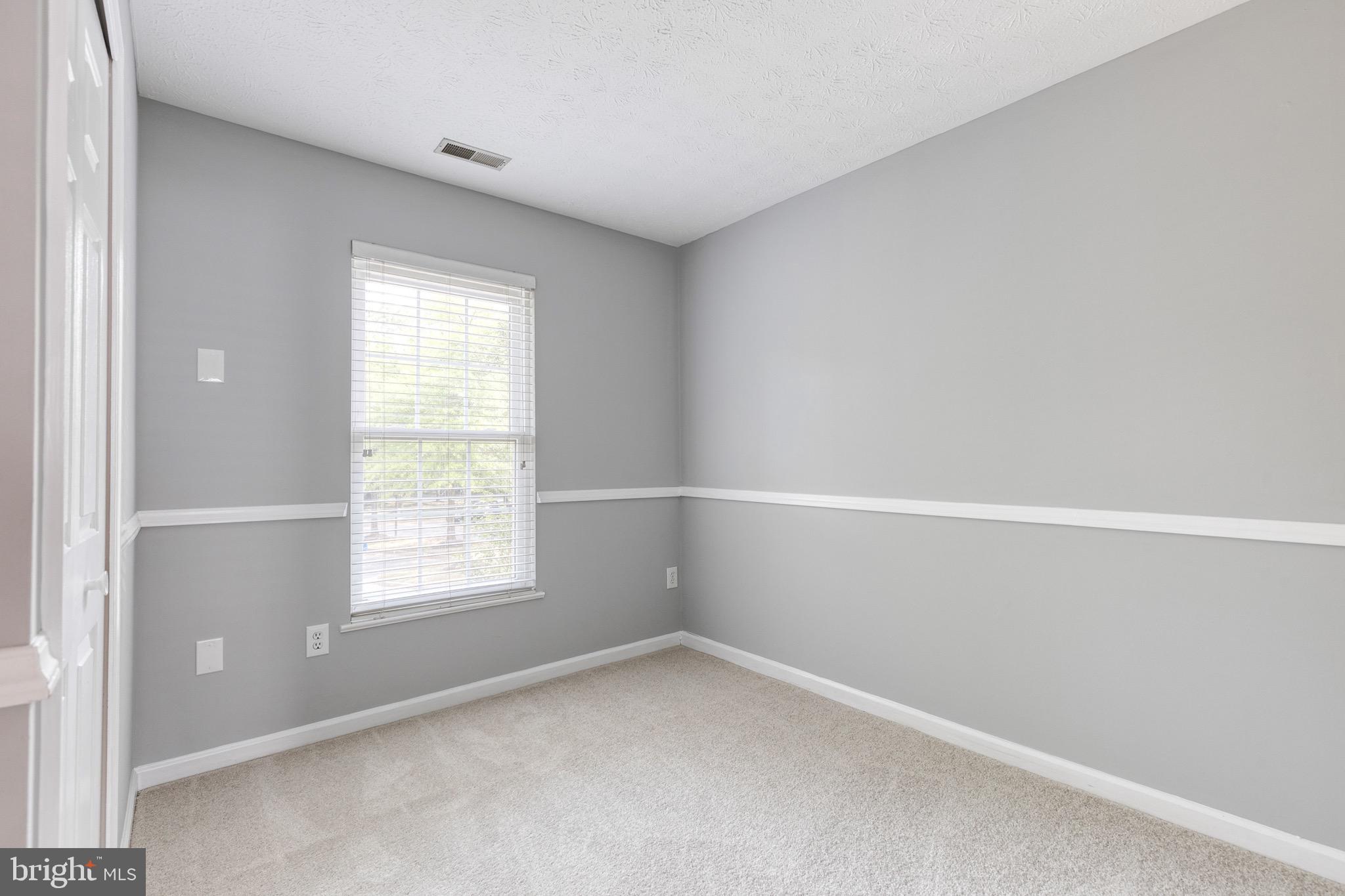 OWINGS MILLS NEWTOWN - Residential Lease