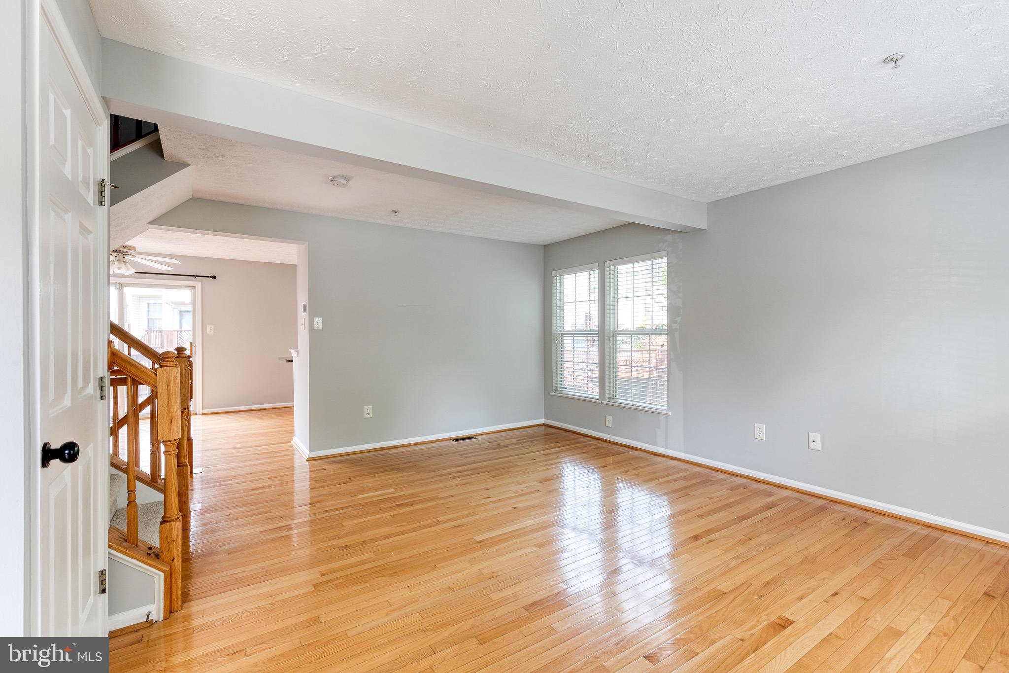 OWINGS MILLS NEWTOWN - Residential Lease