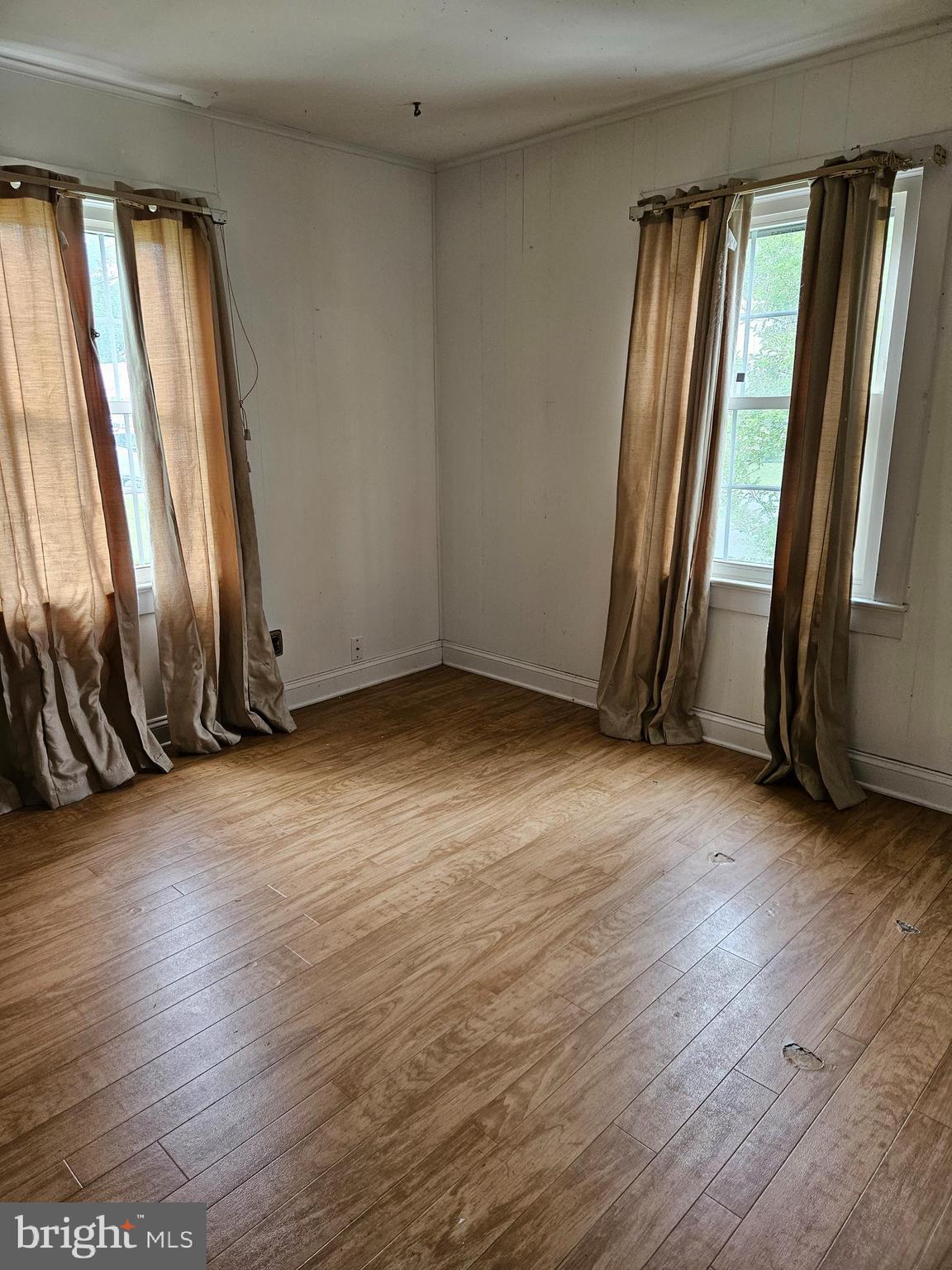 WEST END - Residential