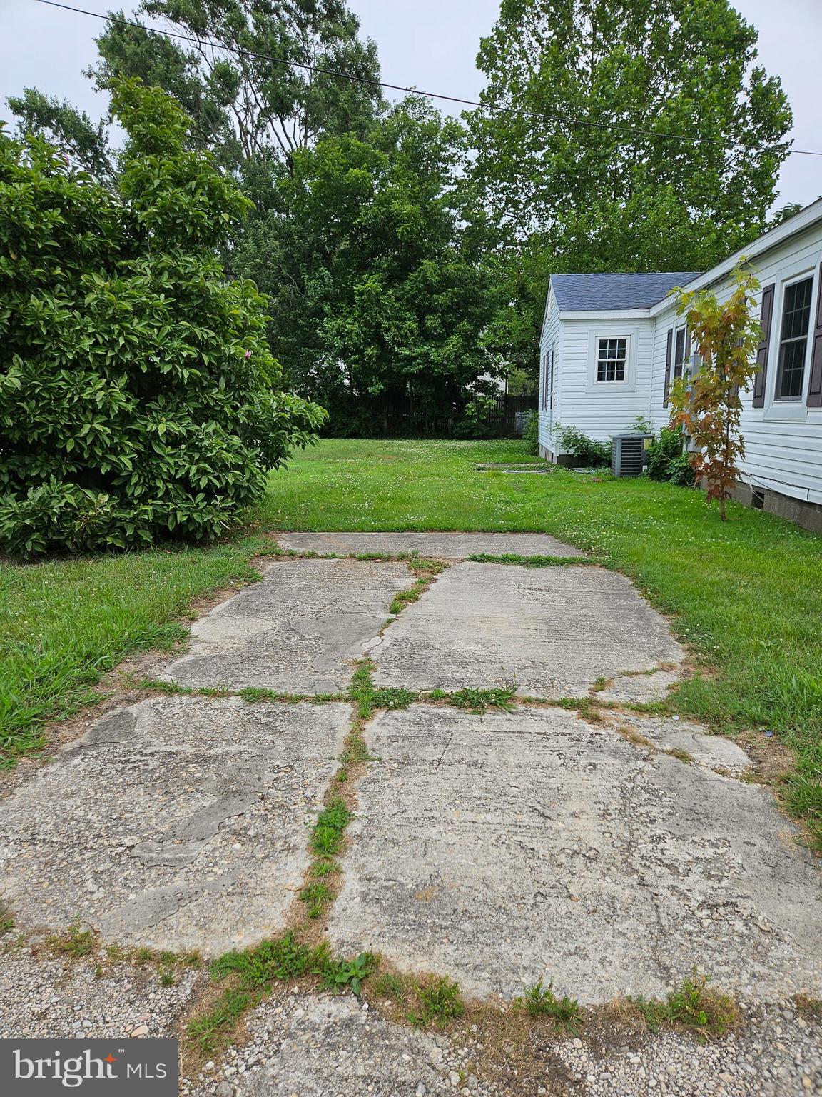 WEST END - Residential