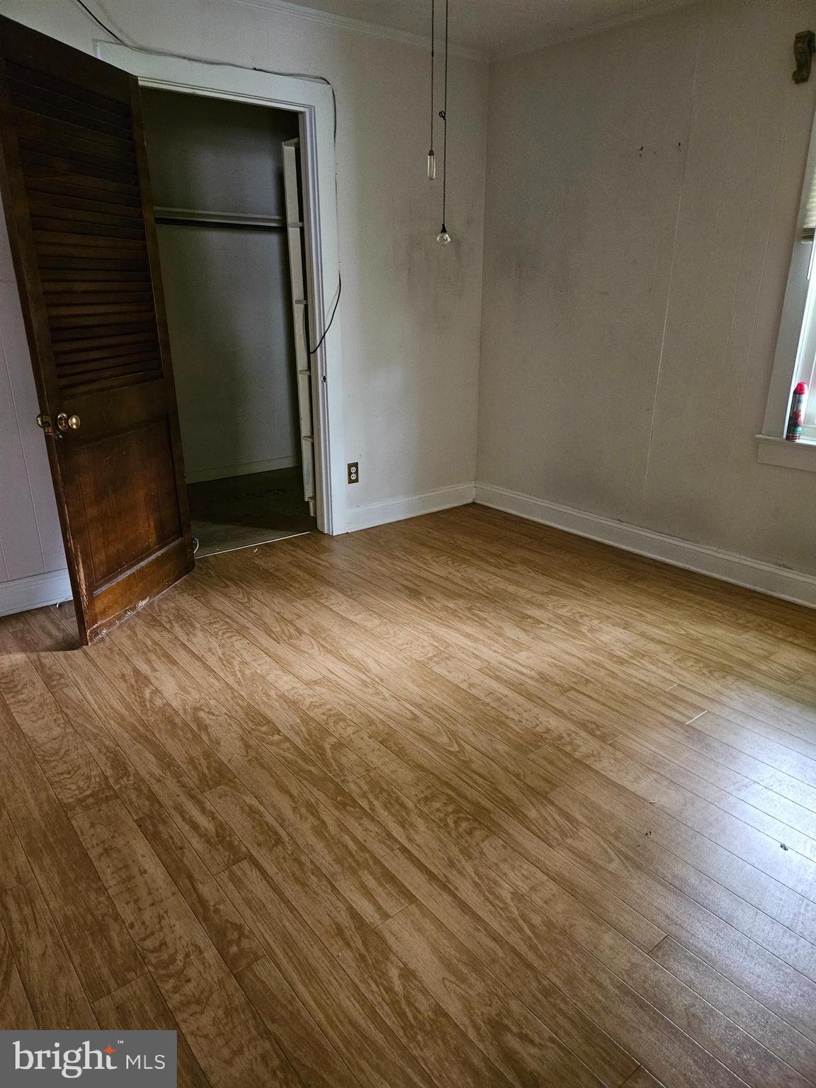 WEST END - Residential