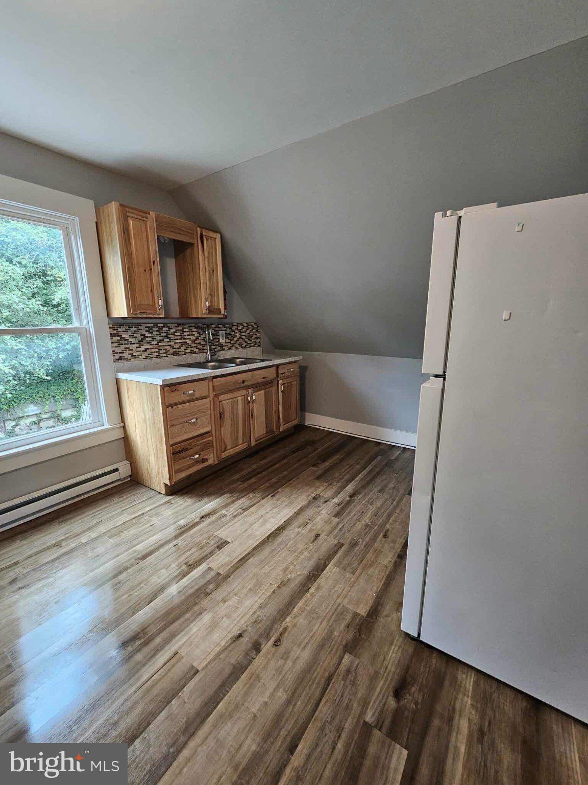 2 ALTAMONT TERRACE