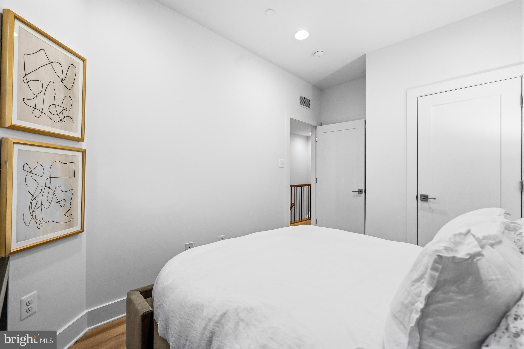 THE GROVE - Residential