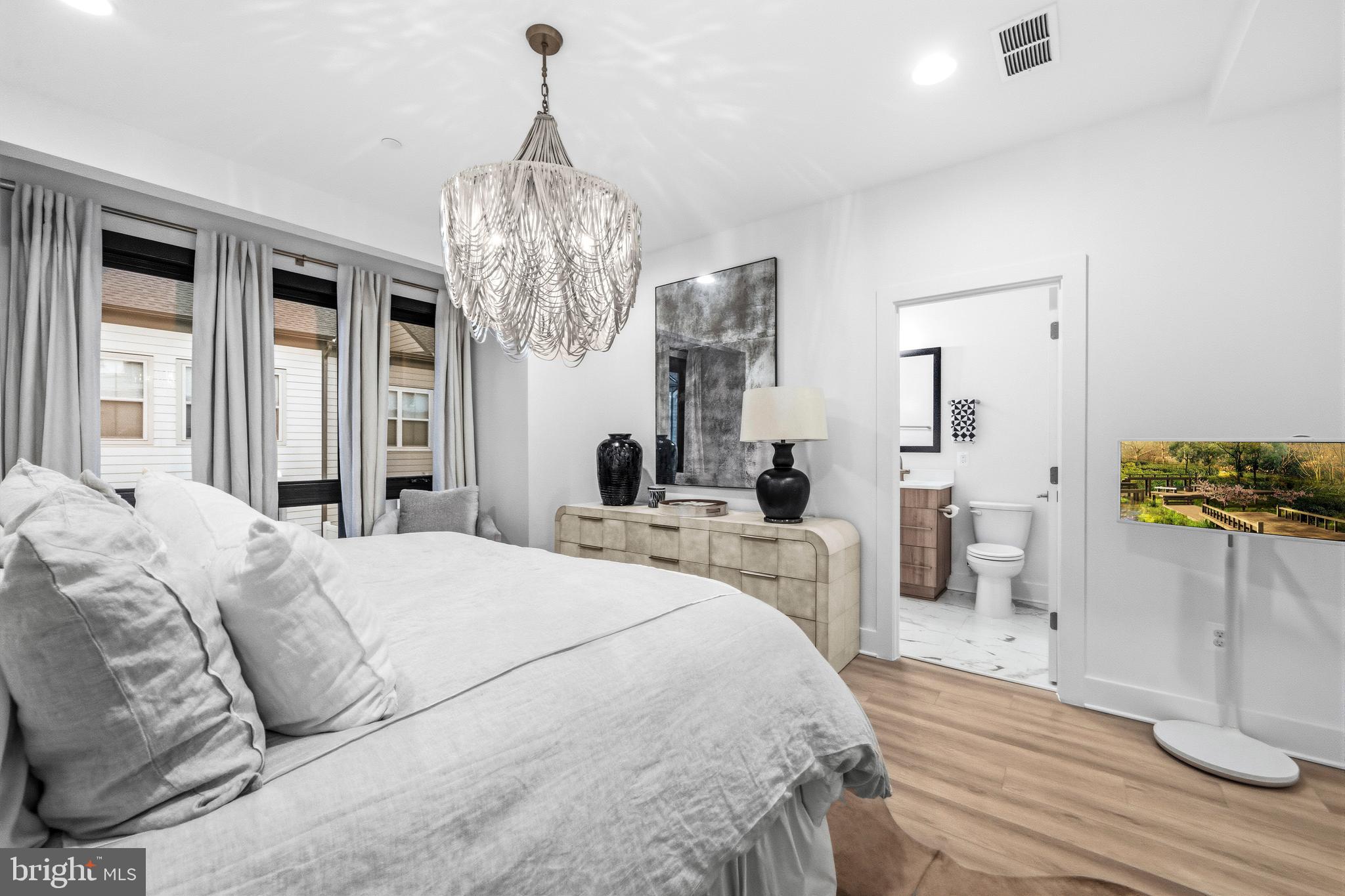 THE GROVE - Residential