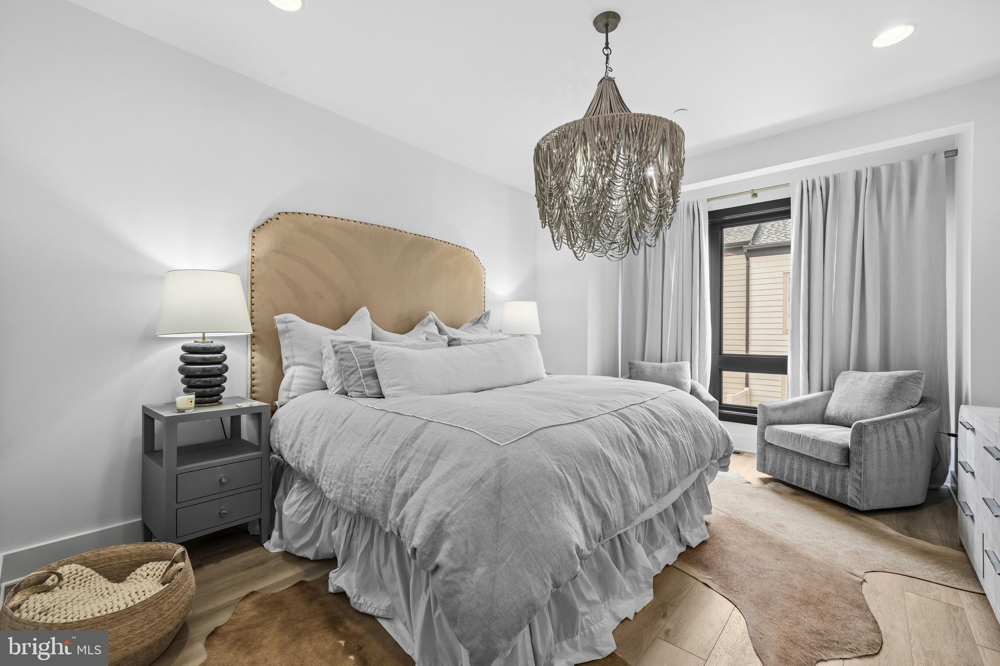 THE GROVE - Residential