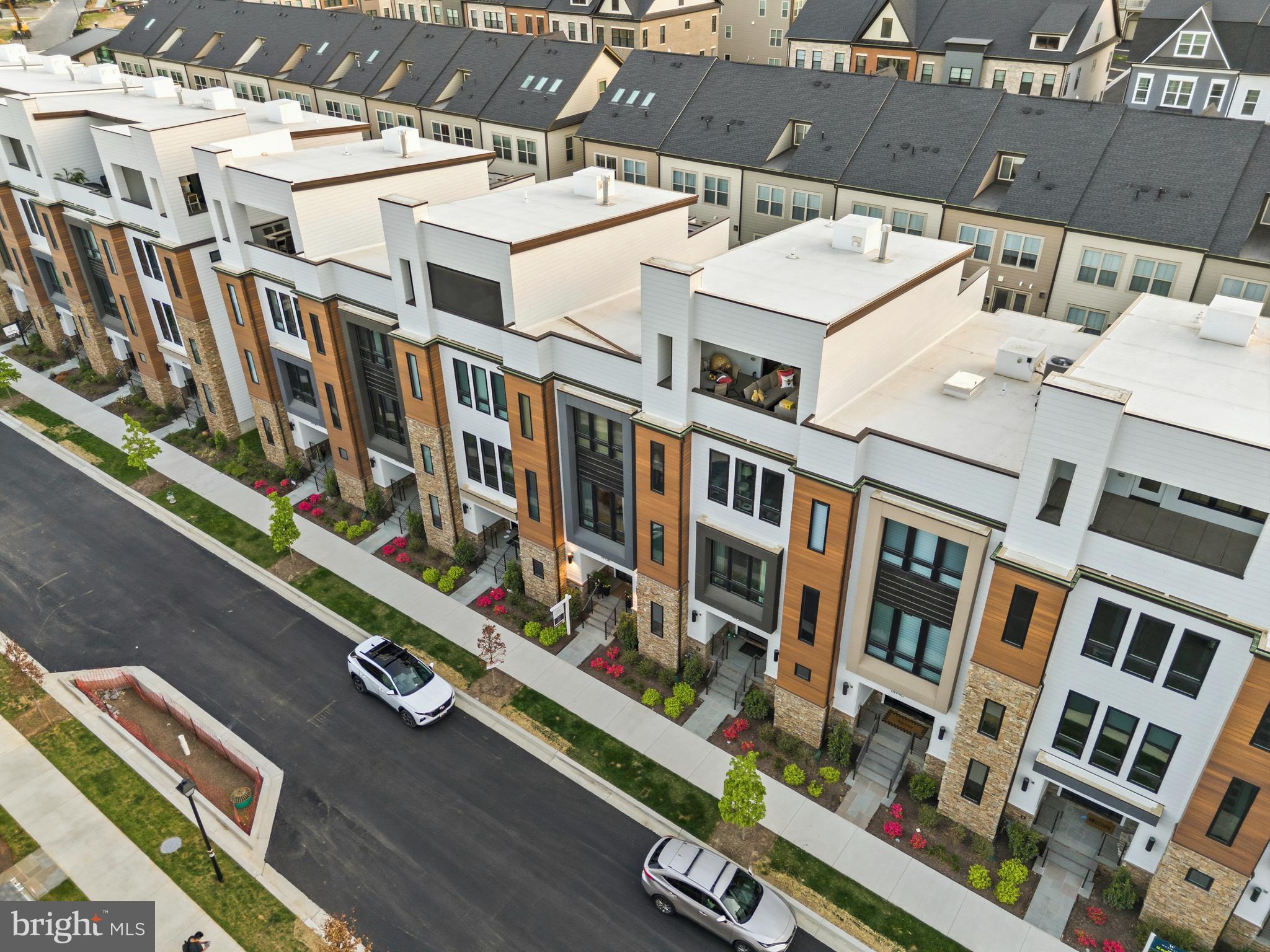 THE GROVE - Residential