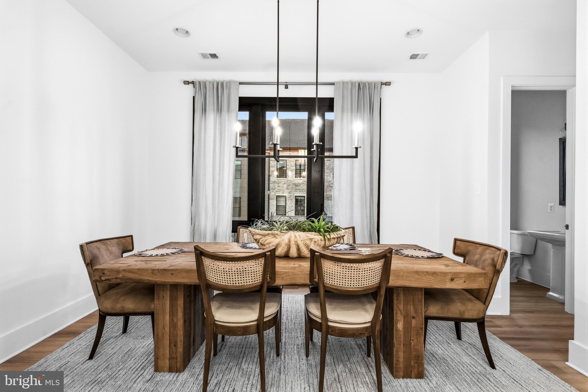 THE GROVE - Residential