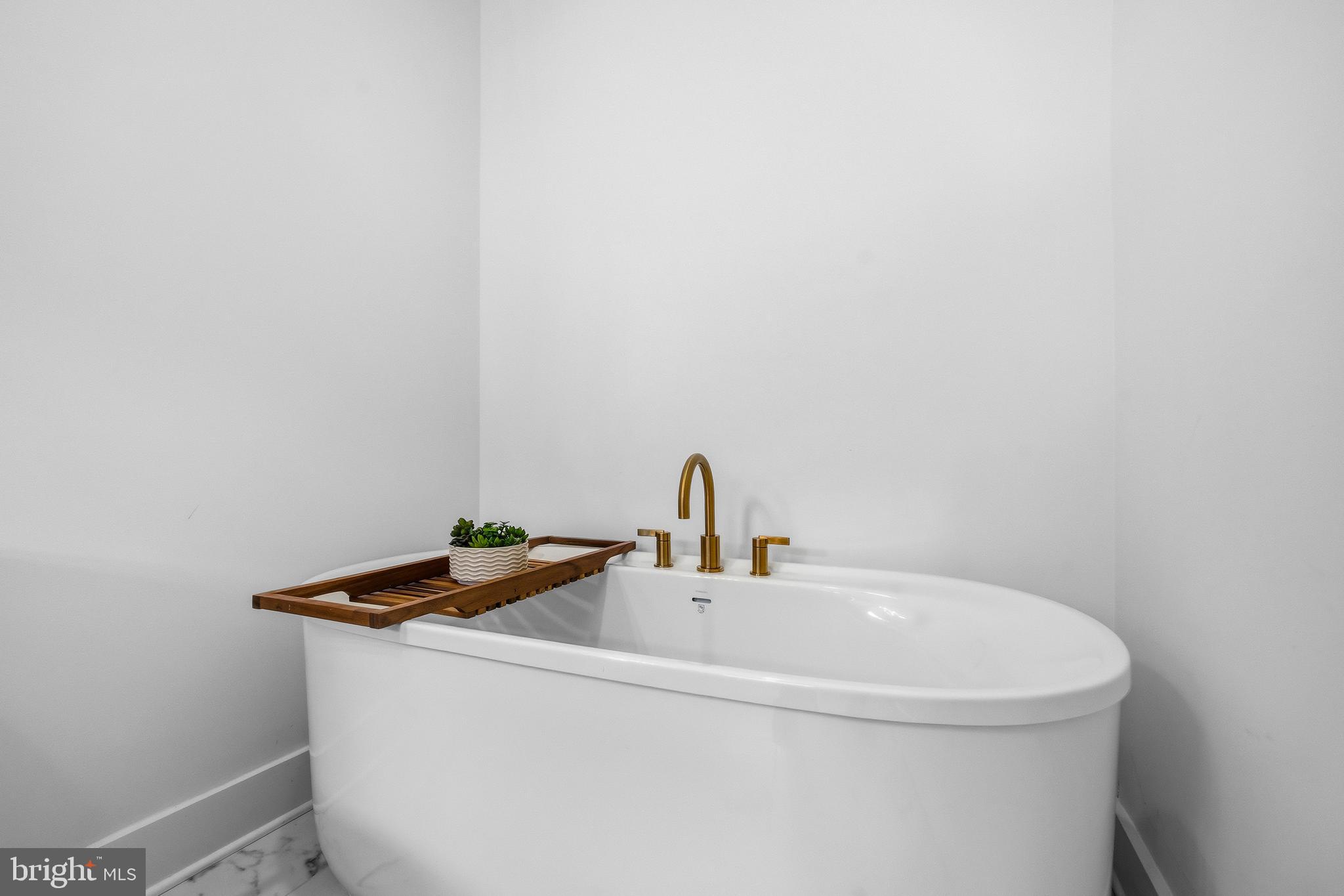 THE GROVE - Residential