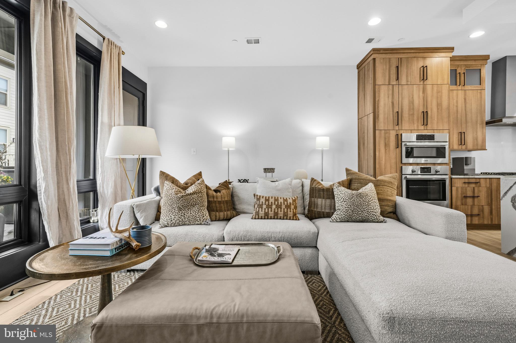 THE GROVE - Residential