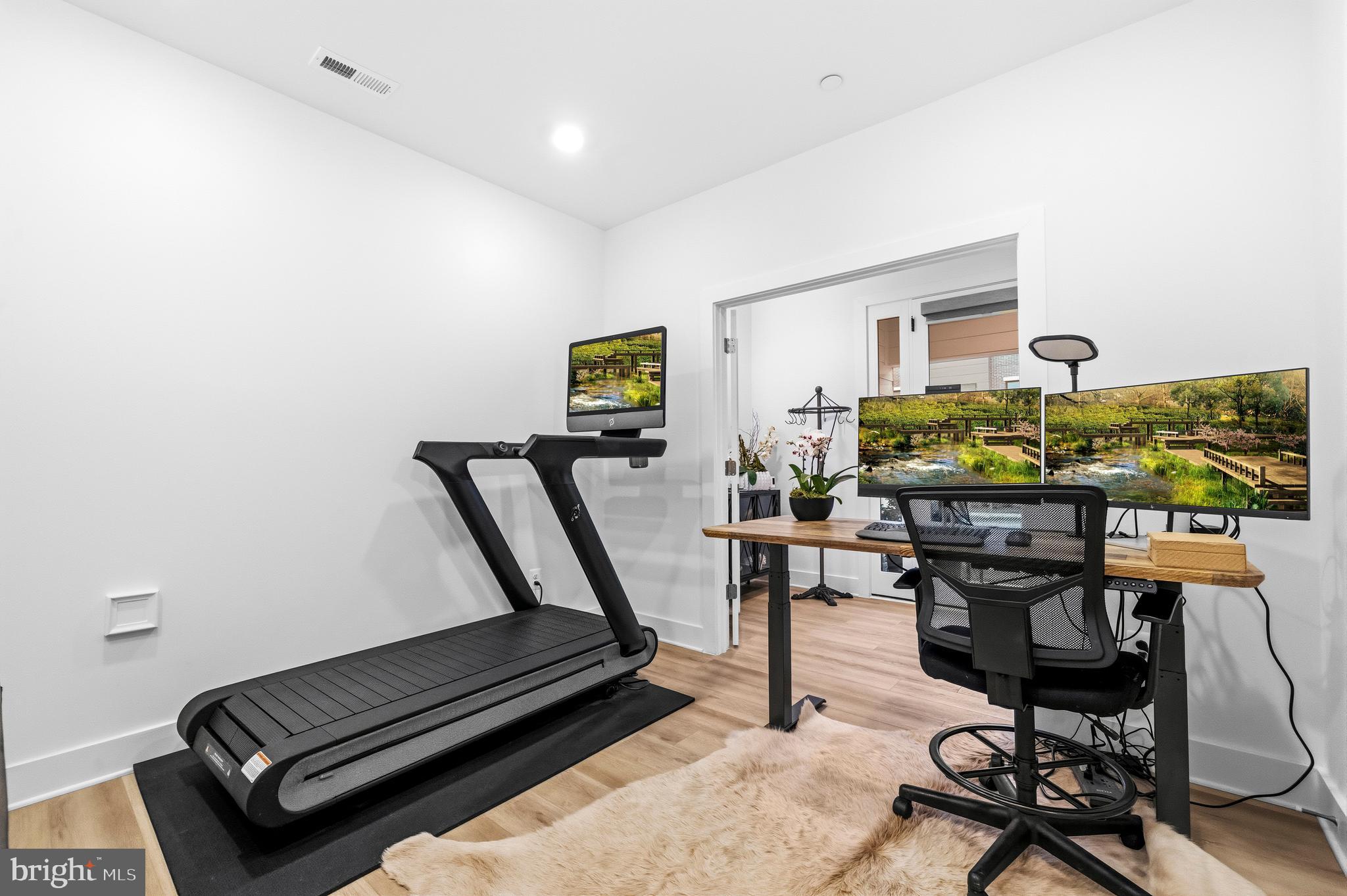 THE GROVE - Residential