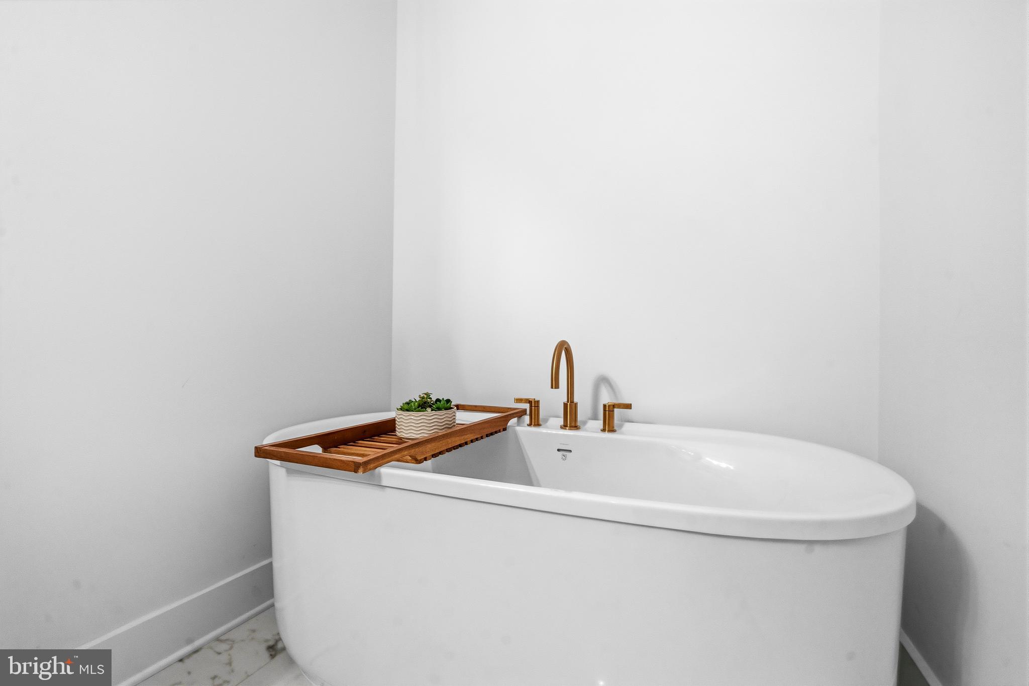 THE GROVE - Residential