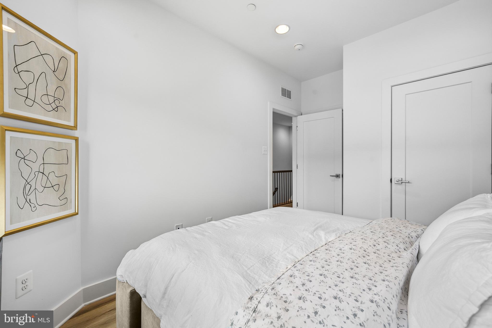 THE GROVE - Residential