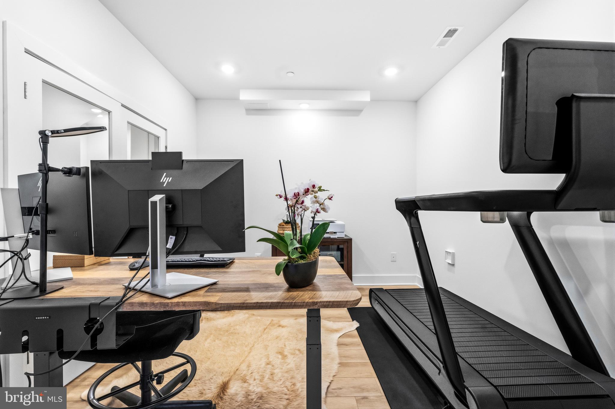 THE GROVE - Residential